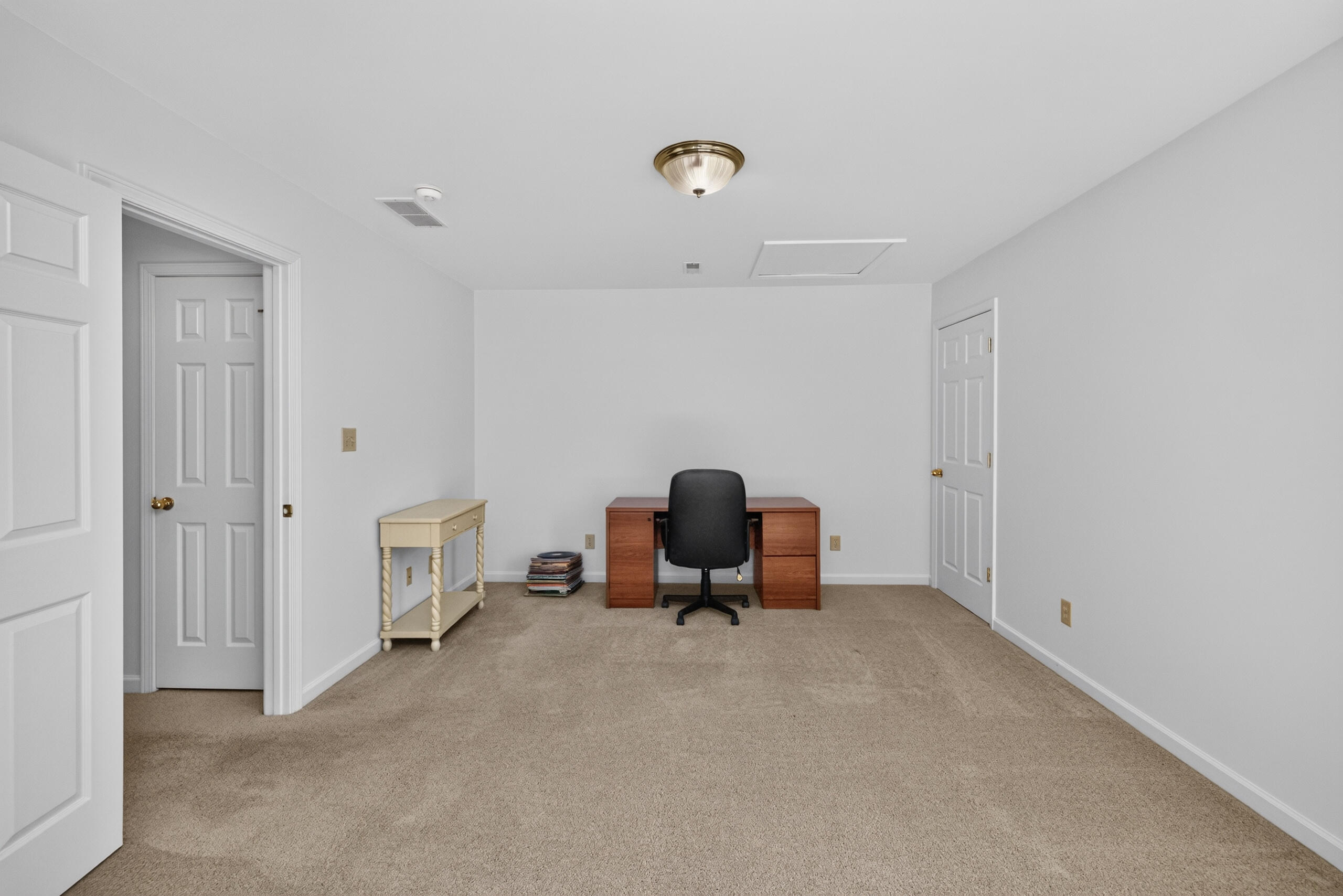 936 Hunter Trail Property Photo 26