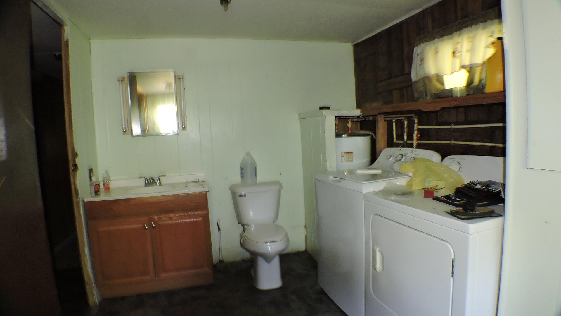 582 Clifton Road Property Photo 14