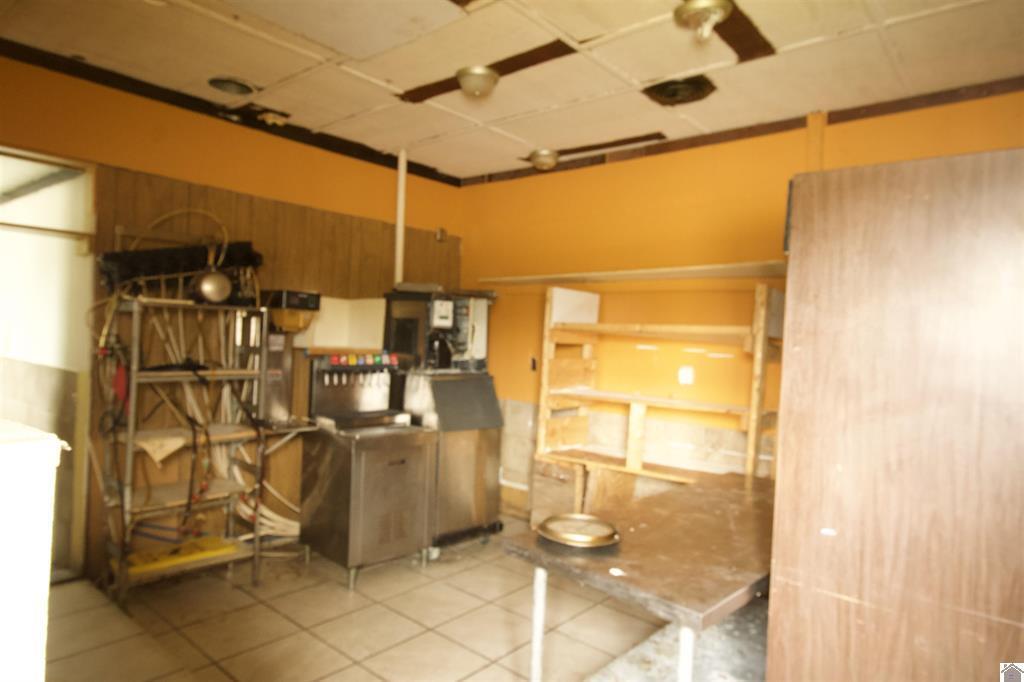 28 Elm Street Property Photo 7