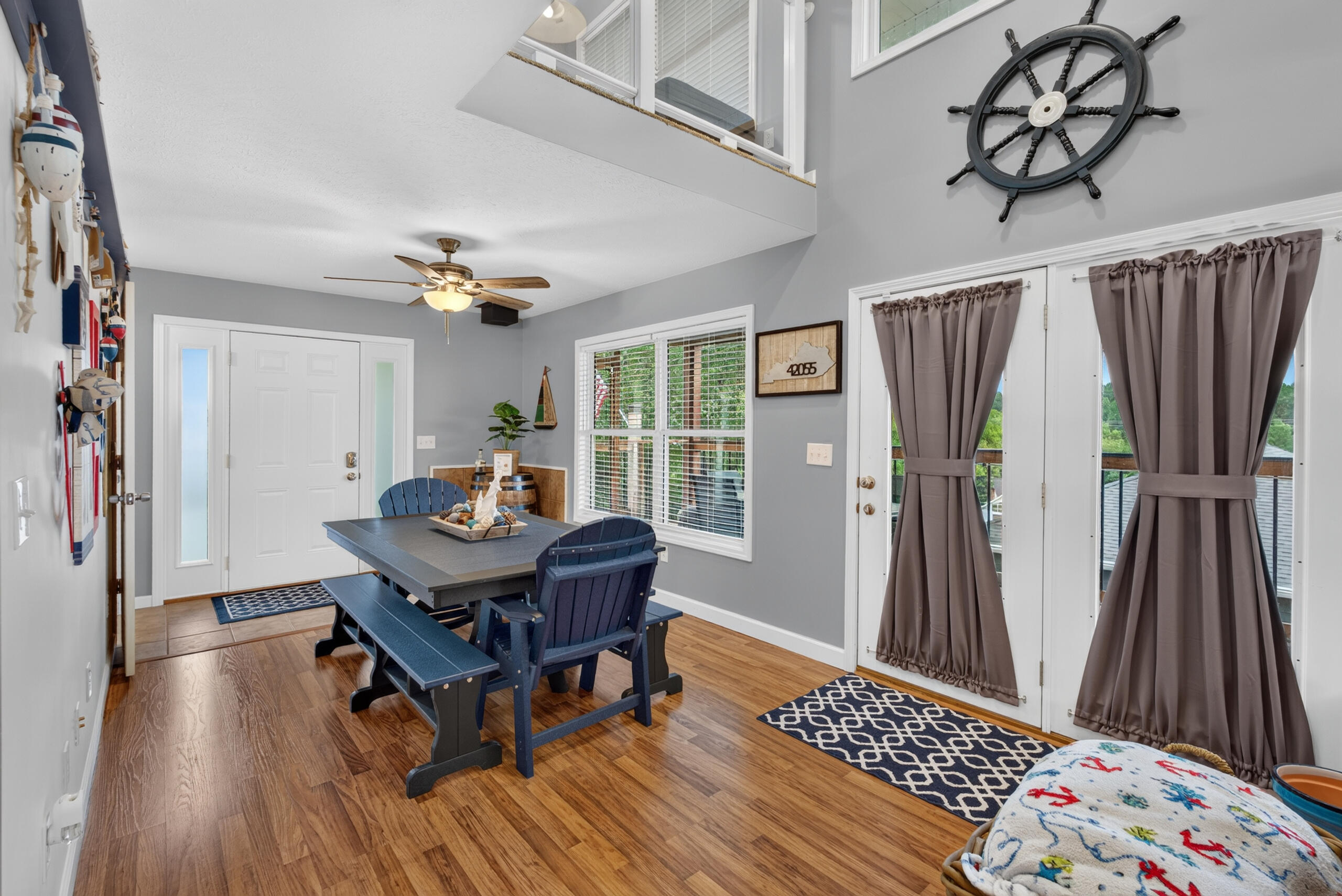 141 S Ash Street Property Photo 8