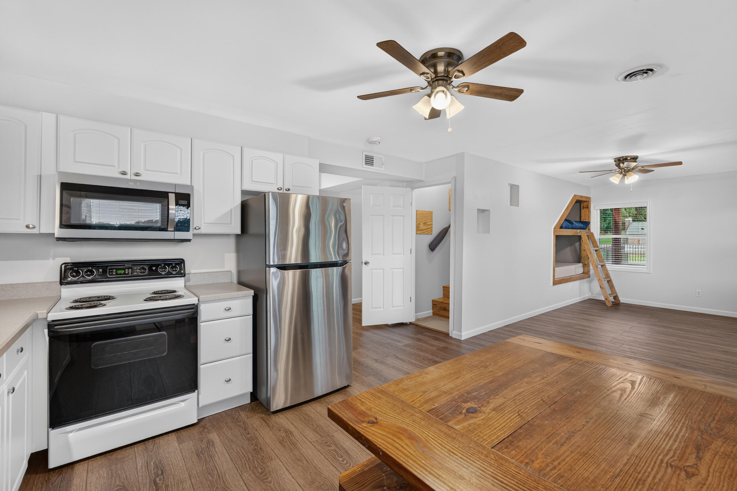 141 S Ash Street Property Photo 33
