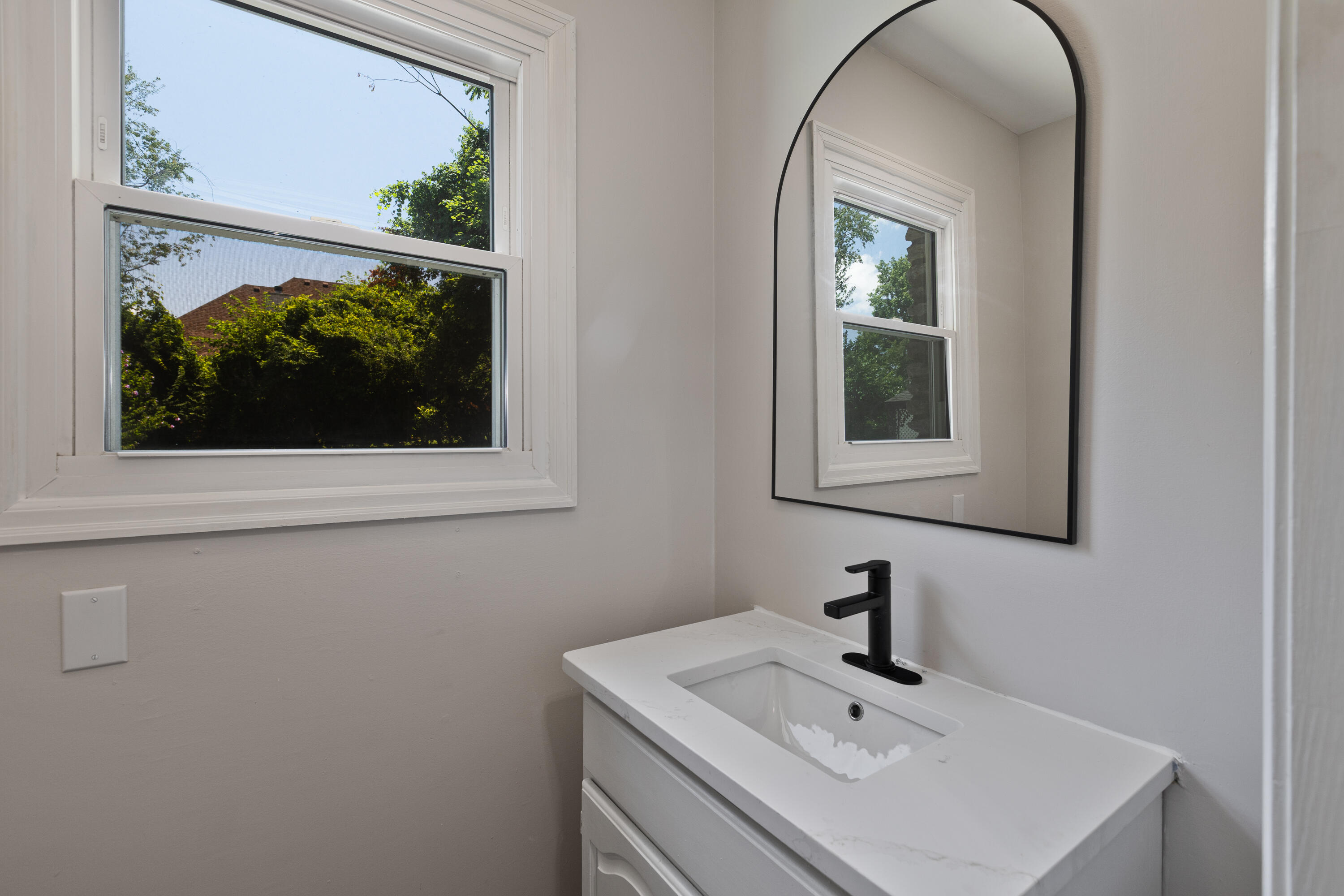 608 Colby Road Property Photo 17