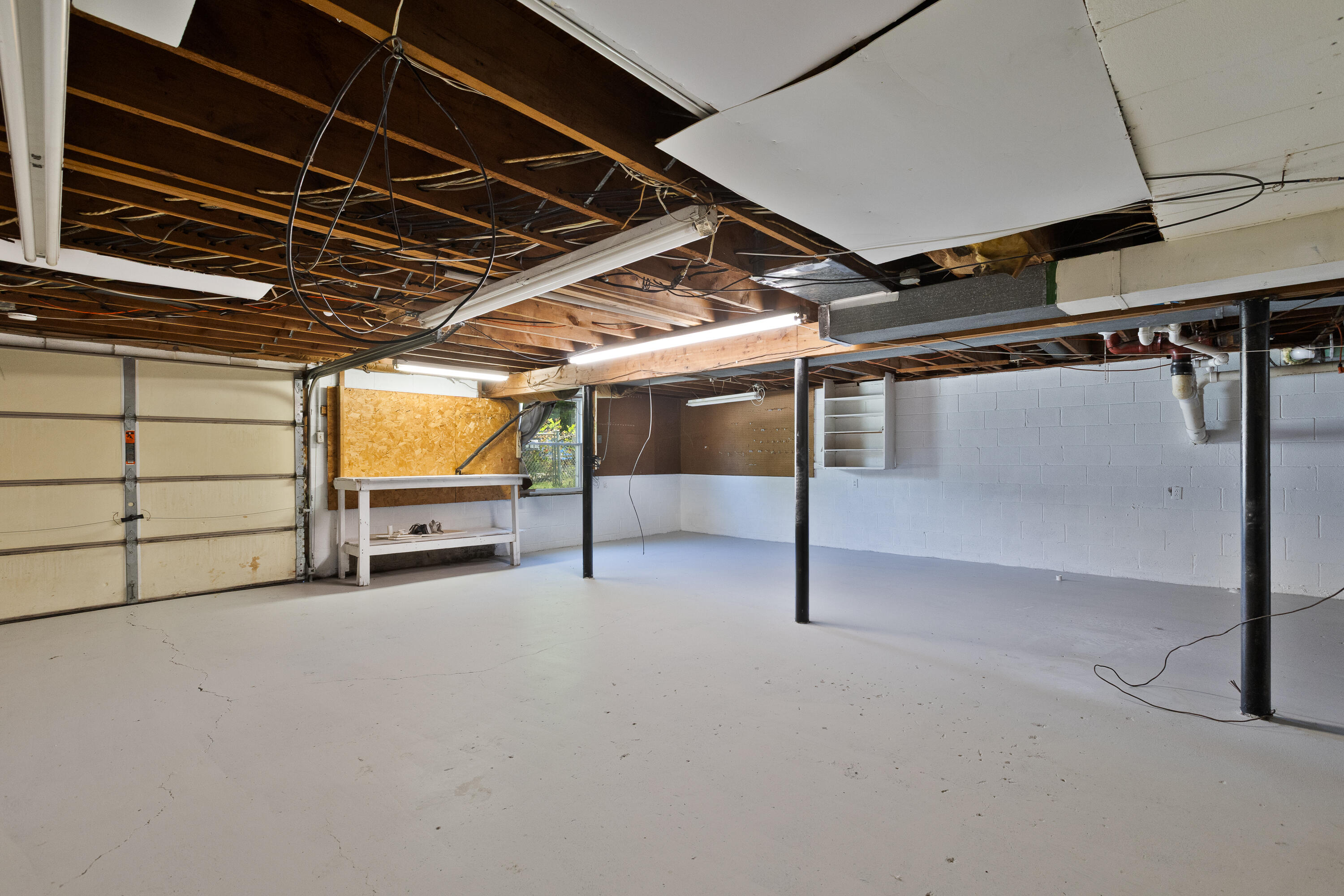 608 Colby Road Property Photo 27