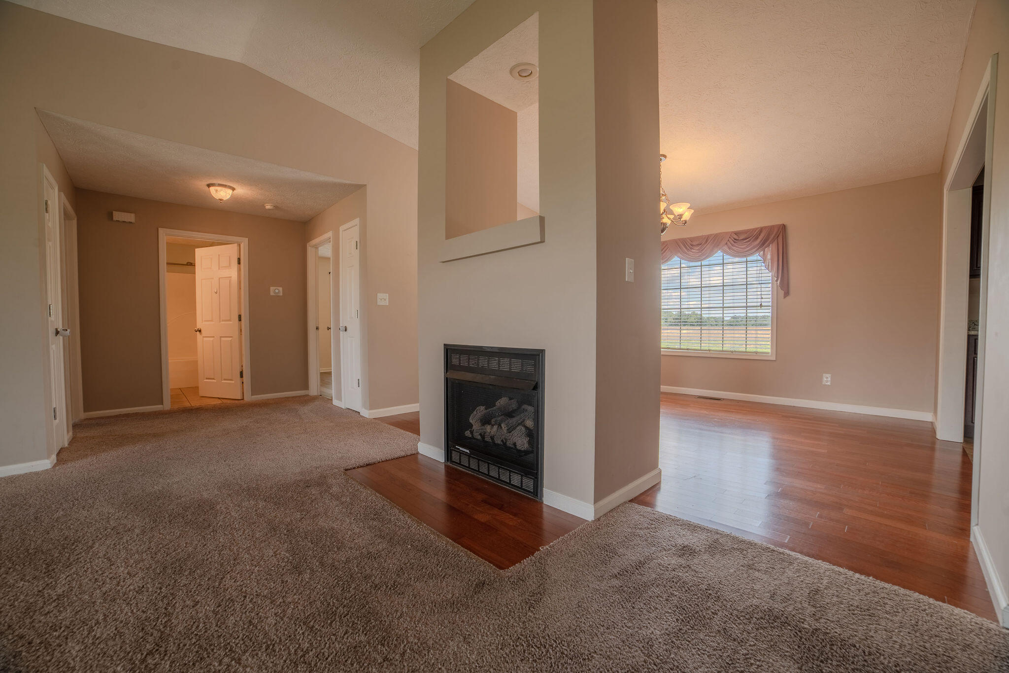 546 Smith's Lane Property Photo 7