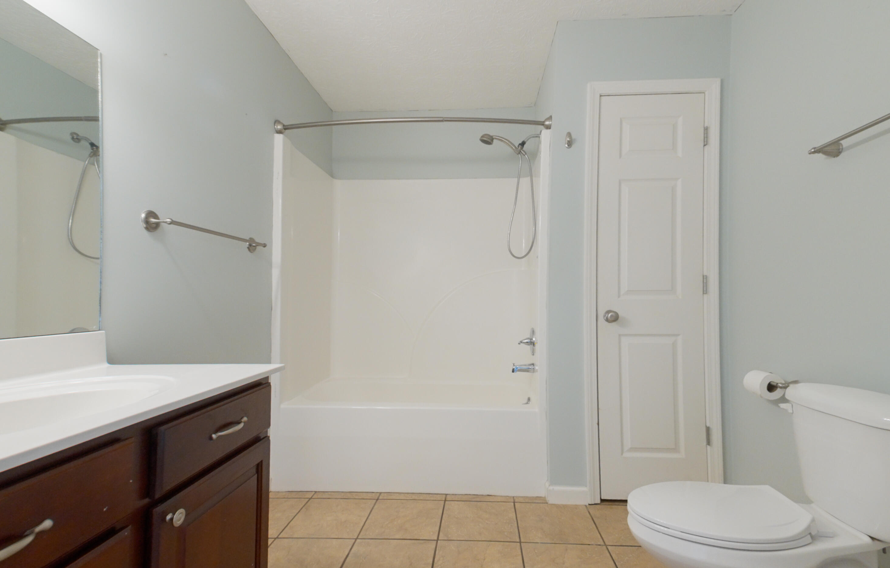 546 Smith's Lane Property Photo 23