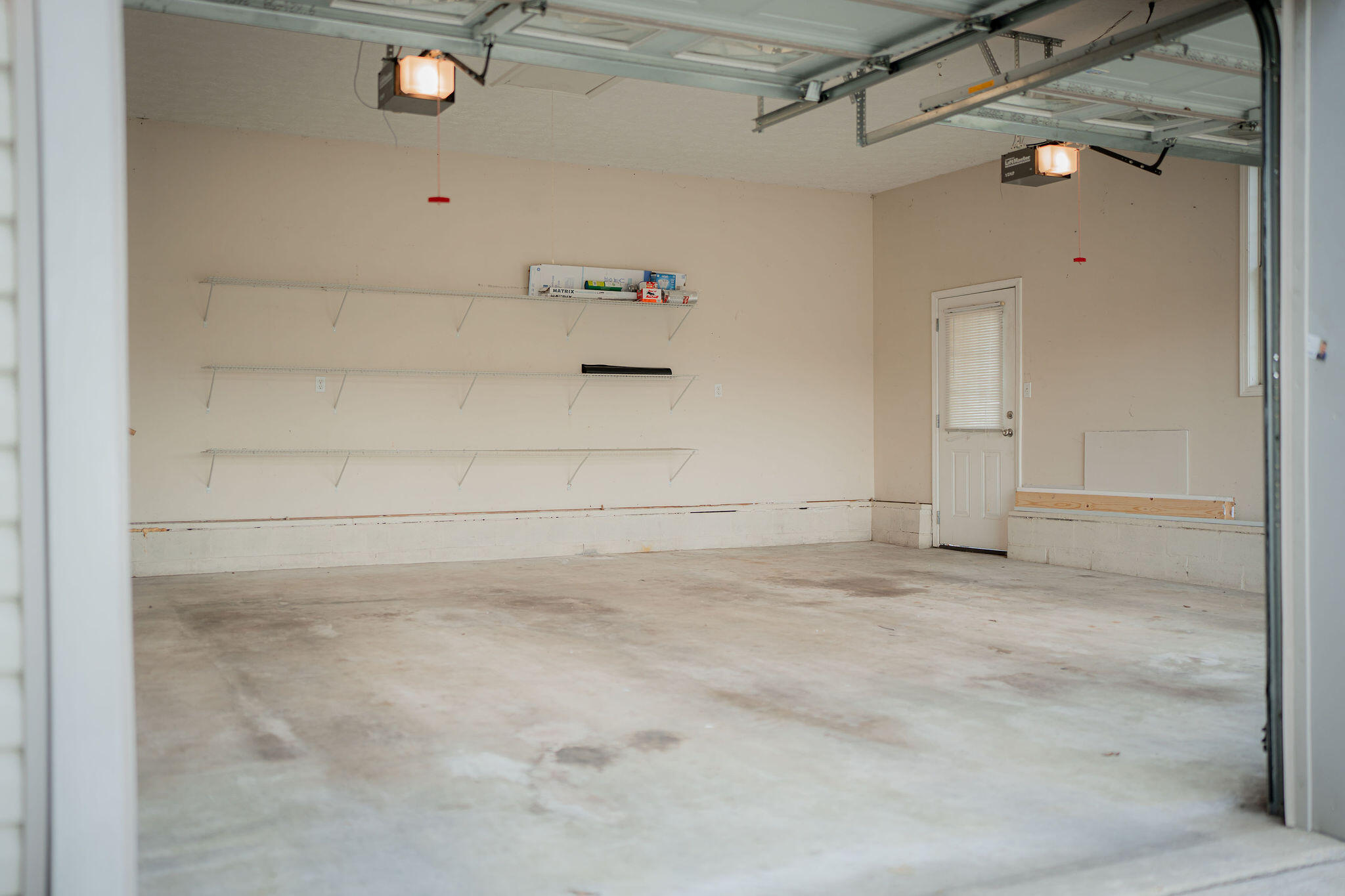 546 Smith's Lane Property Photo 25