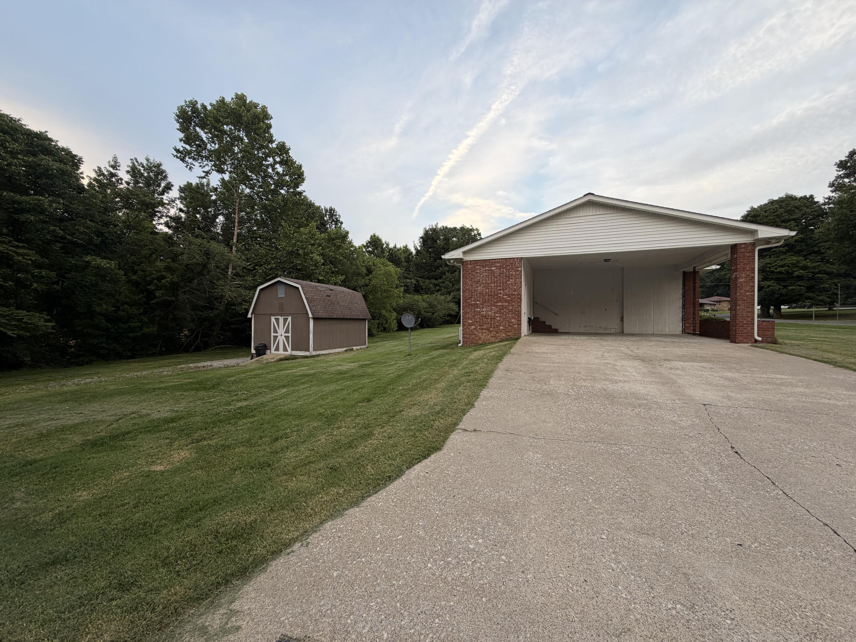 296 Barber Road Property Photo 37
