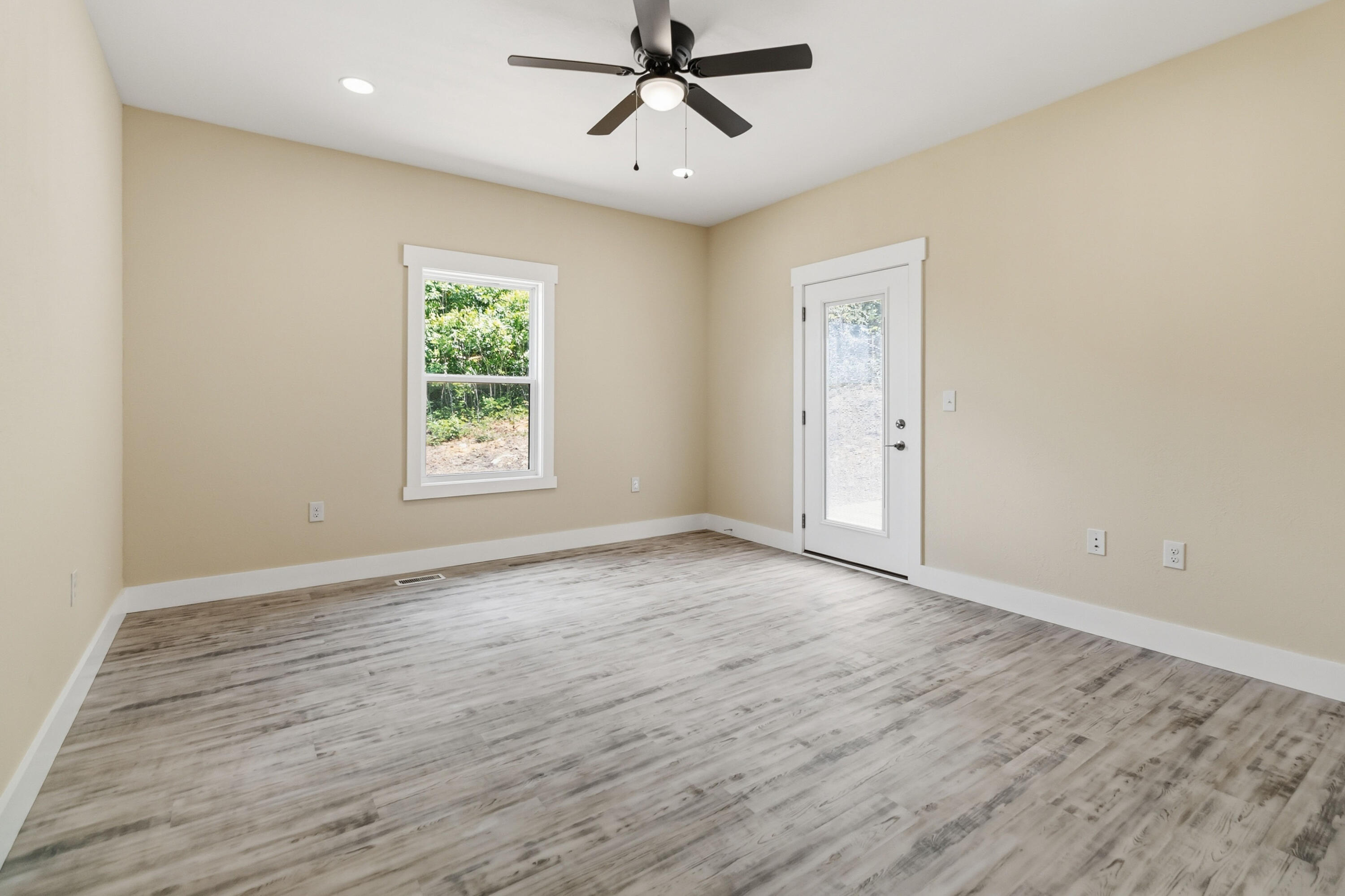 141 Limestone Street Property Photo 15