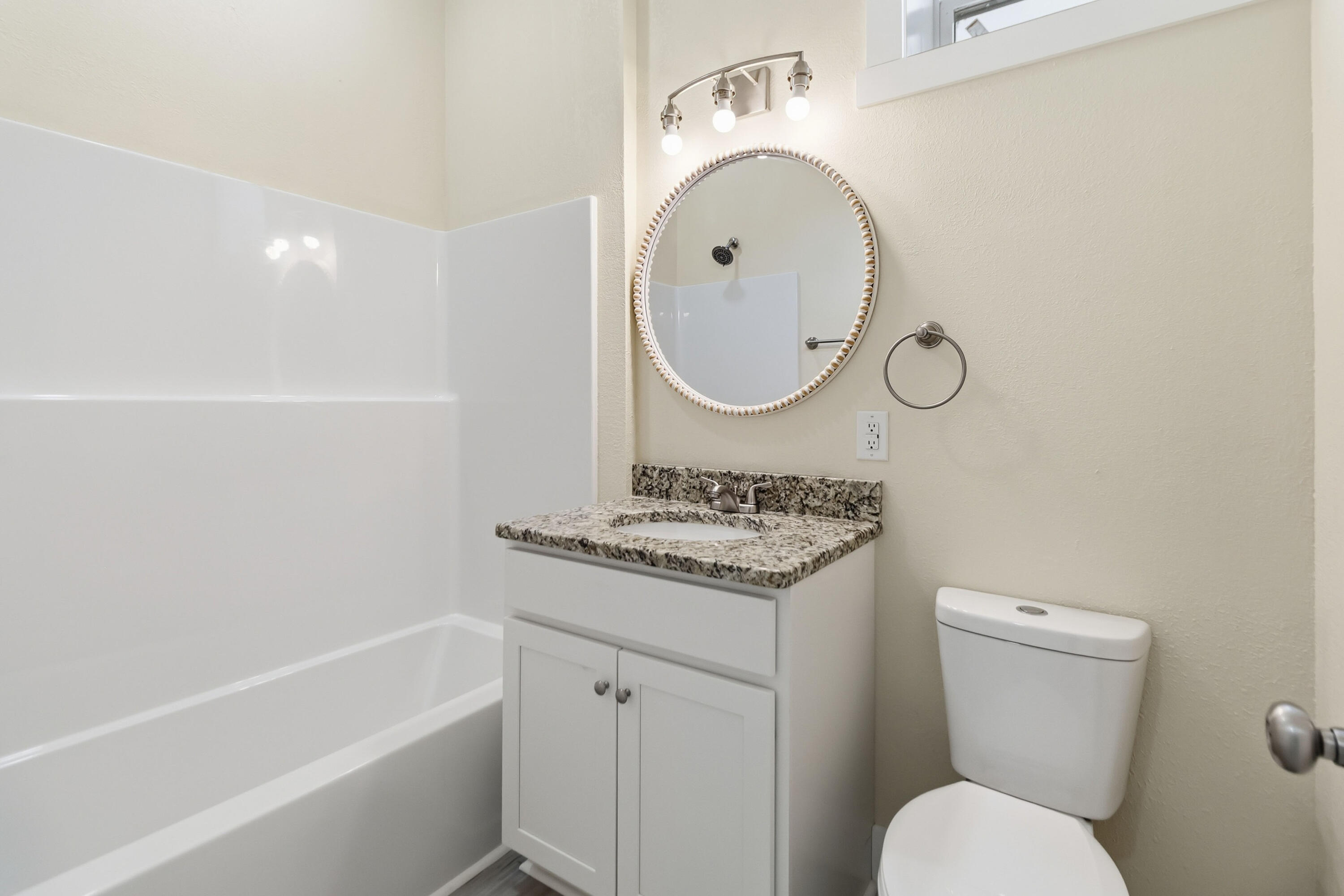 141 Limestone Street Property Photo 28