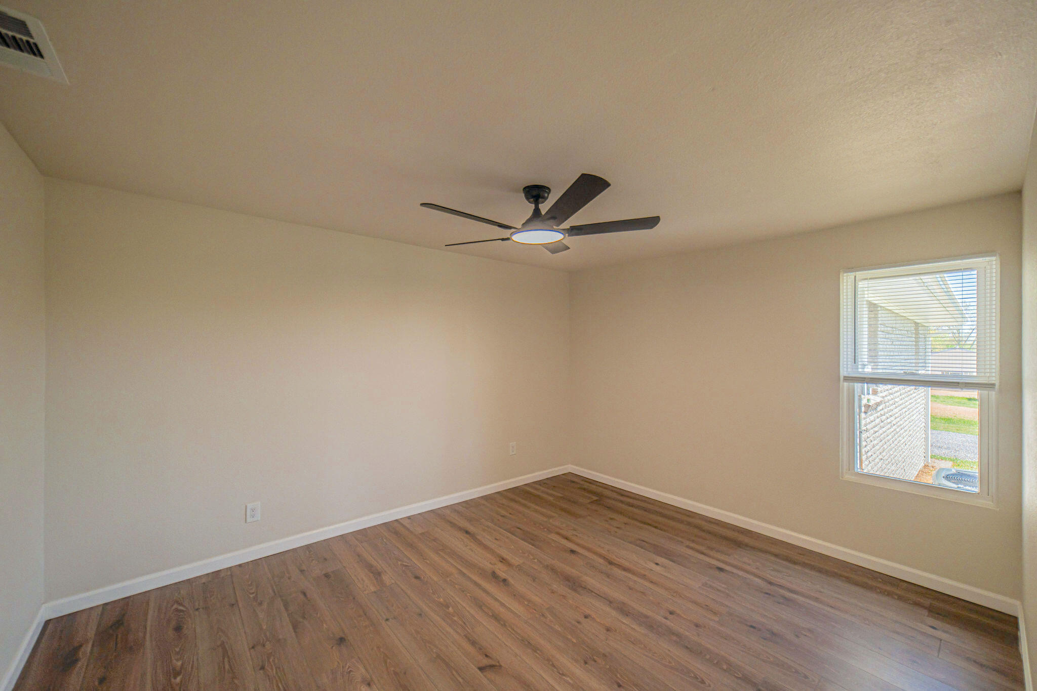 330 E M Hurley Road Property Photo 19