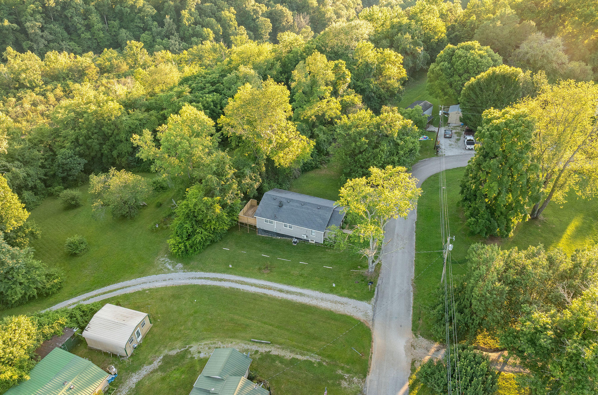 370 Green Acres Drive Property Photo 10