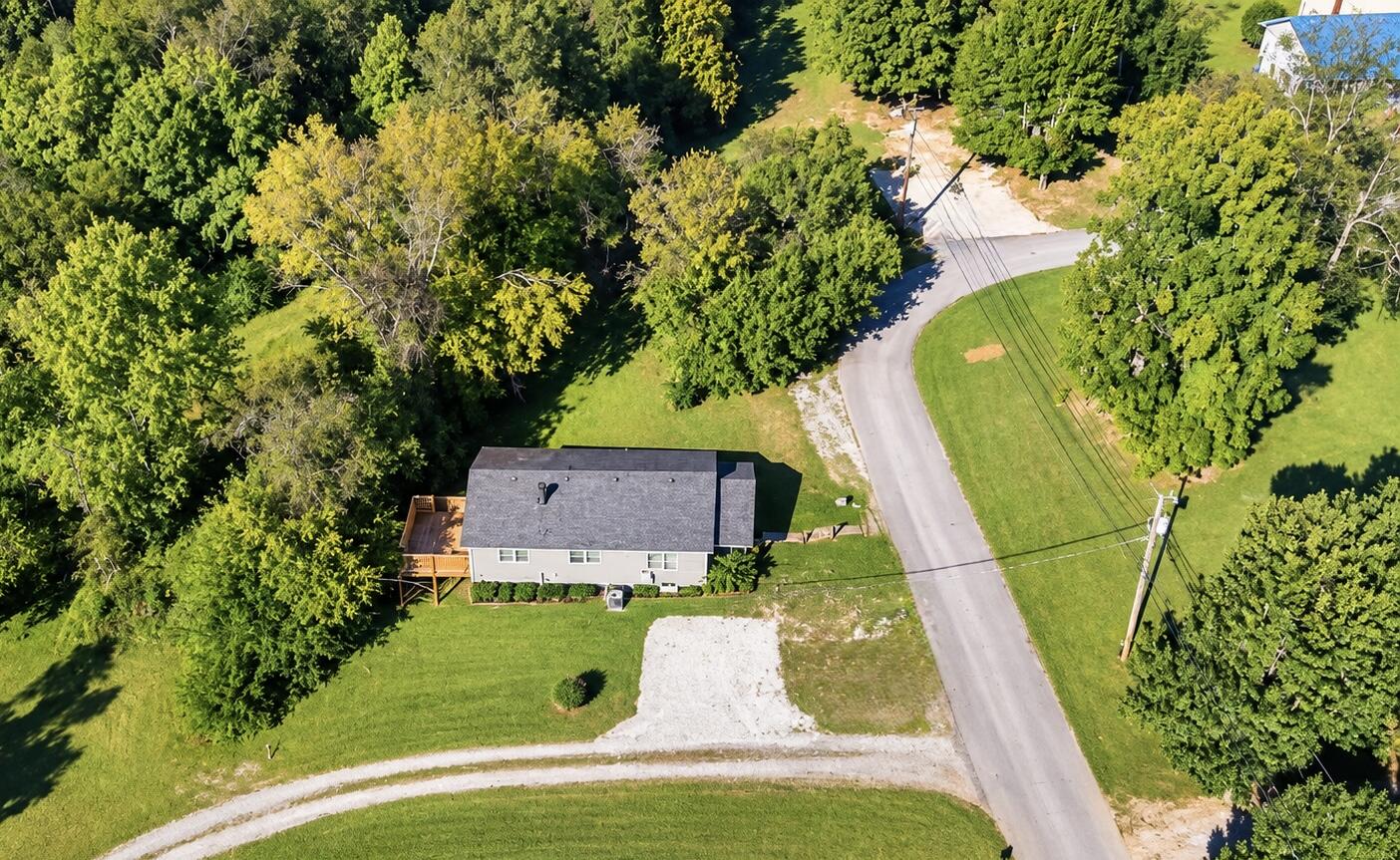 370 Green Acres Drive Property Photo 42