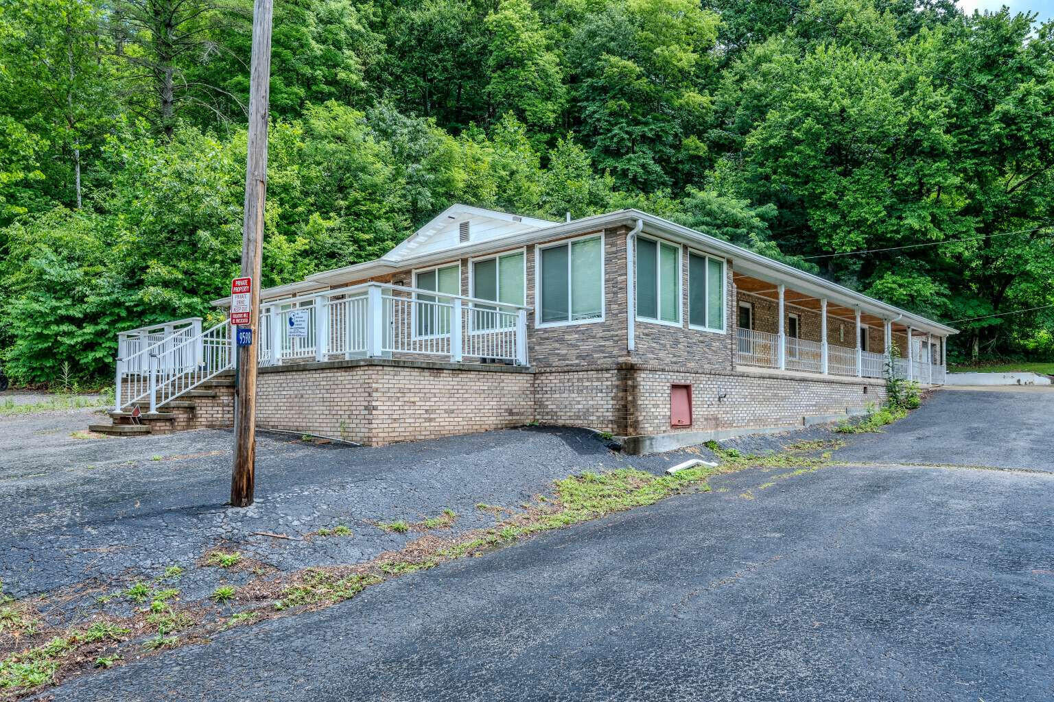 9598 Highway 119 N Property Photo 3