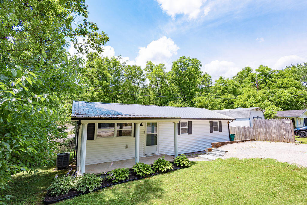 45 Pleasant Valley Property Photo 3