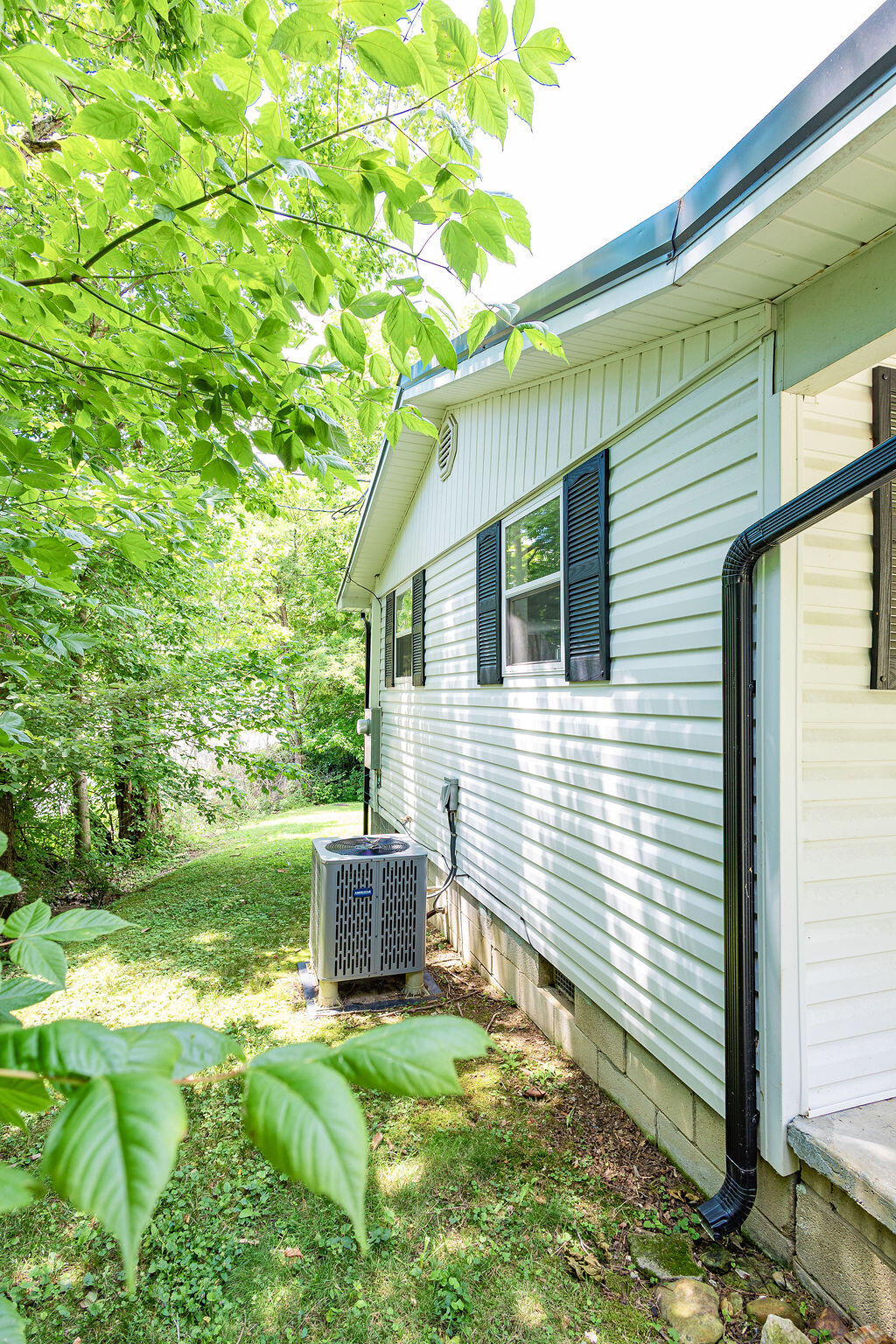 45 Pleasant Valley Property Photo 5