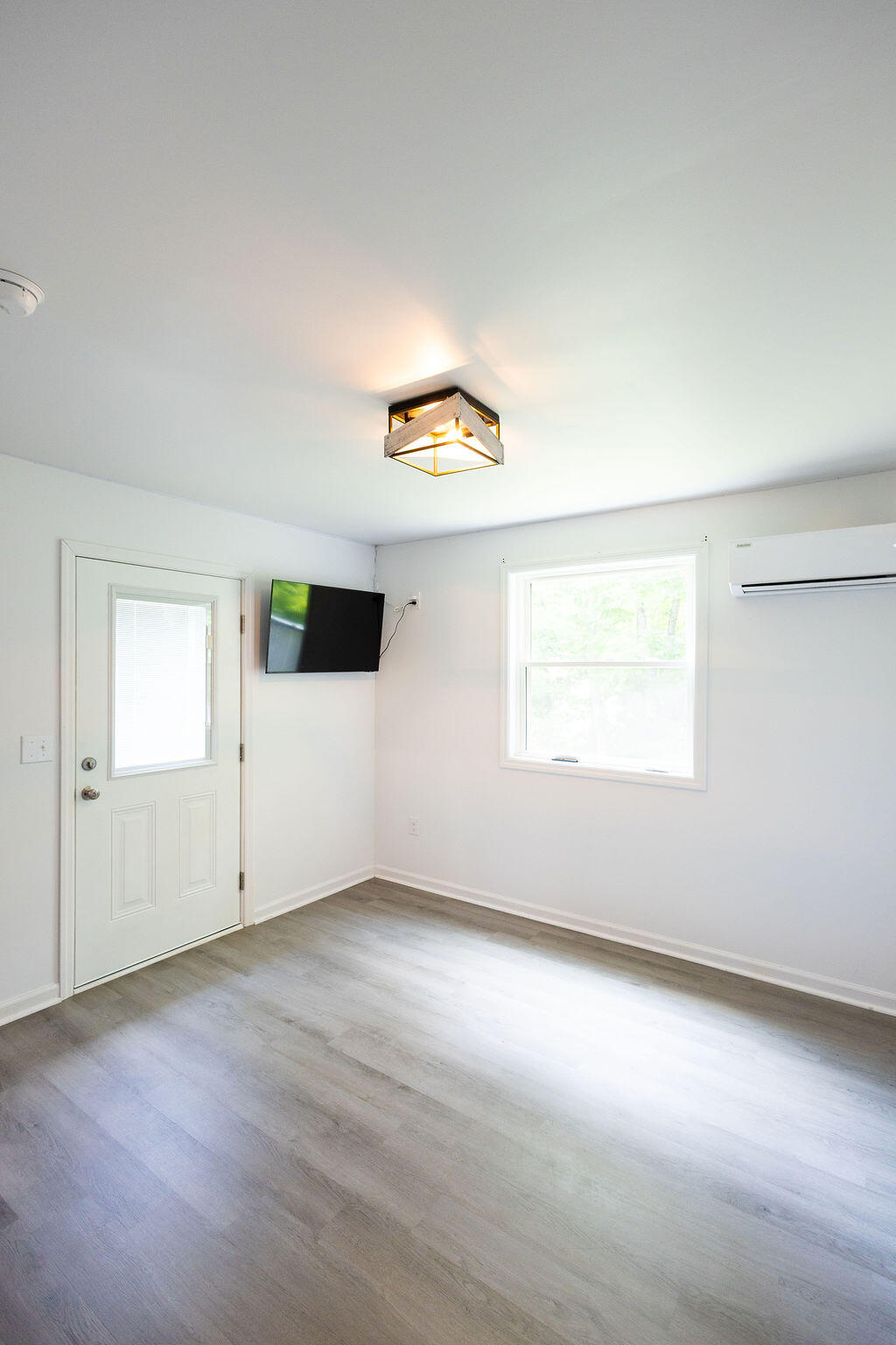 45 Pleasant Valley Property Photo 32