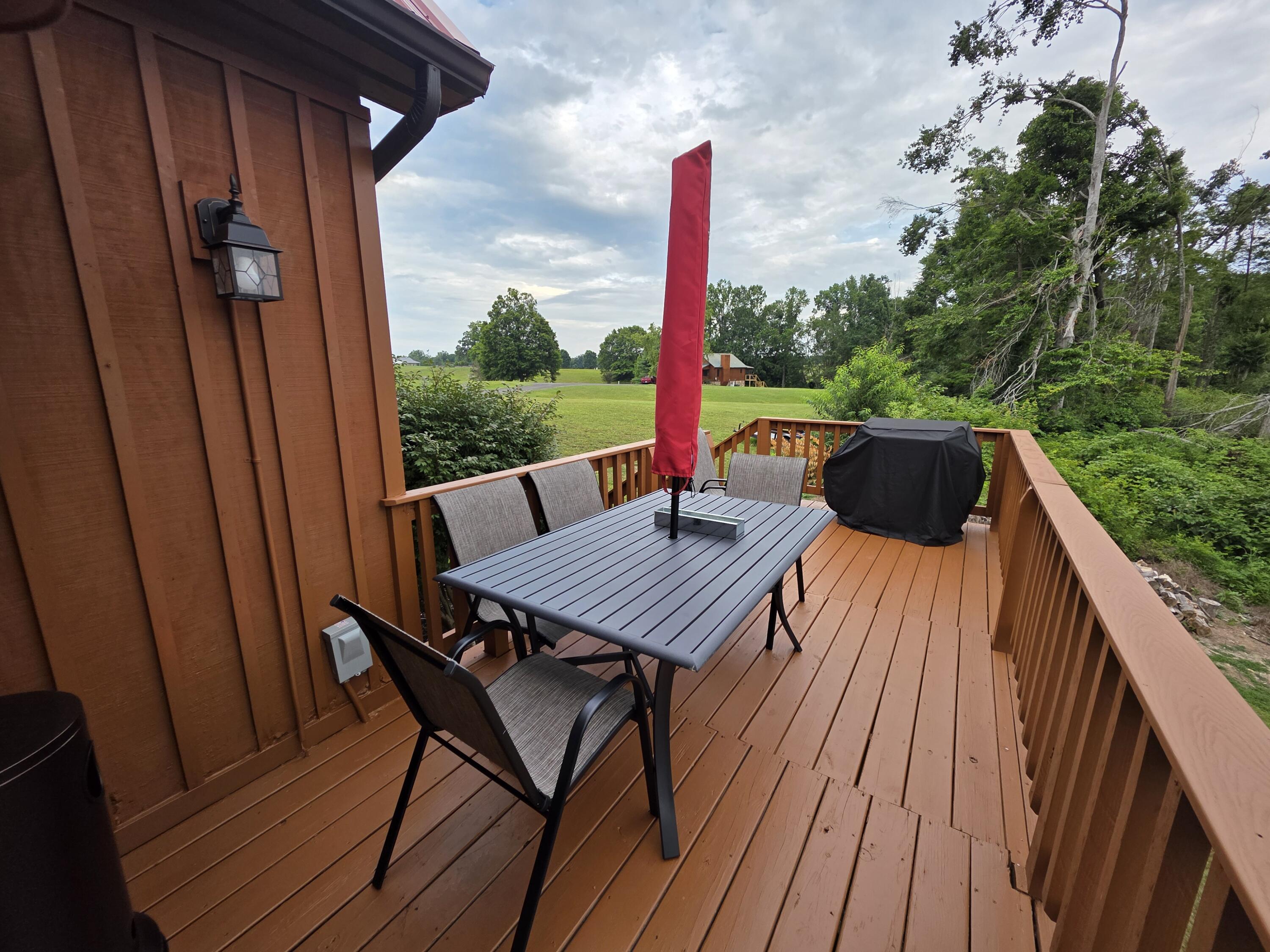 22 Elly Avenue Property Photo 17