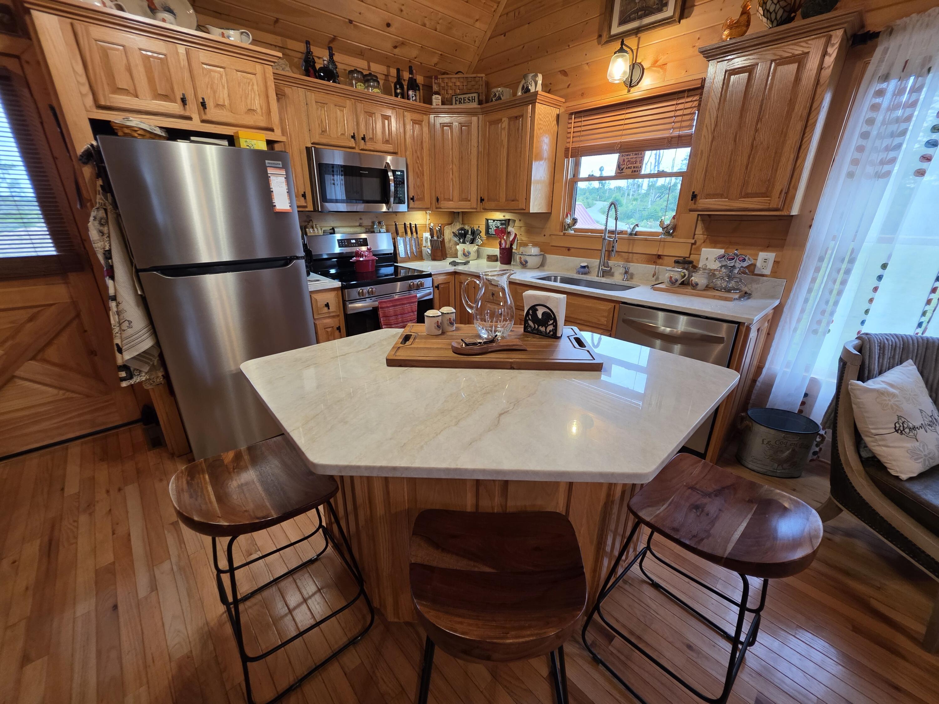22 Elly Avenue Property Photo 25