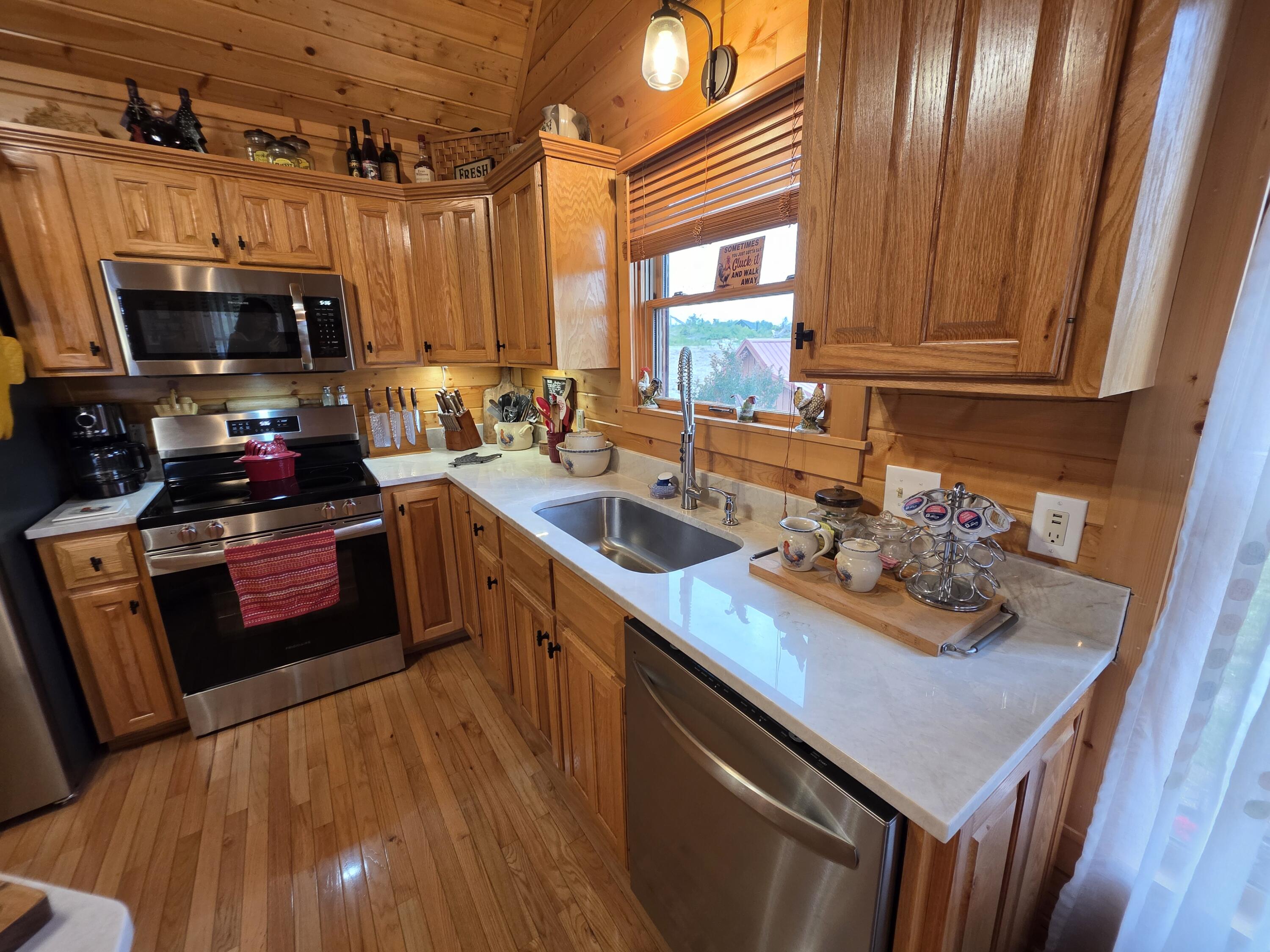 22 Elly Avenue Property Photo 26