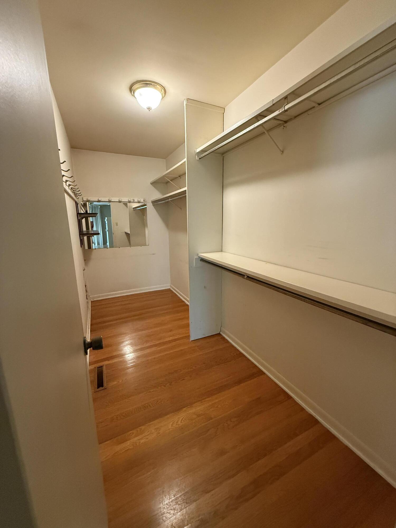 2049 Lakeside Drive Property Photo 25