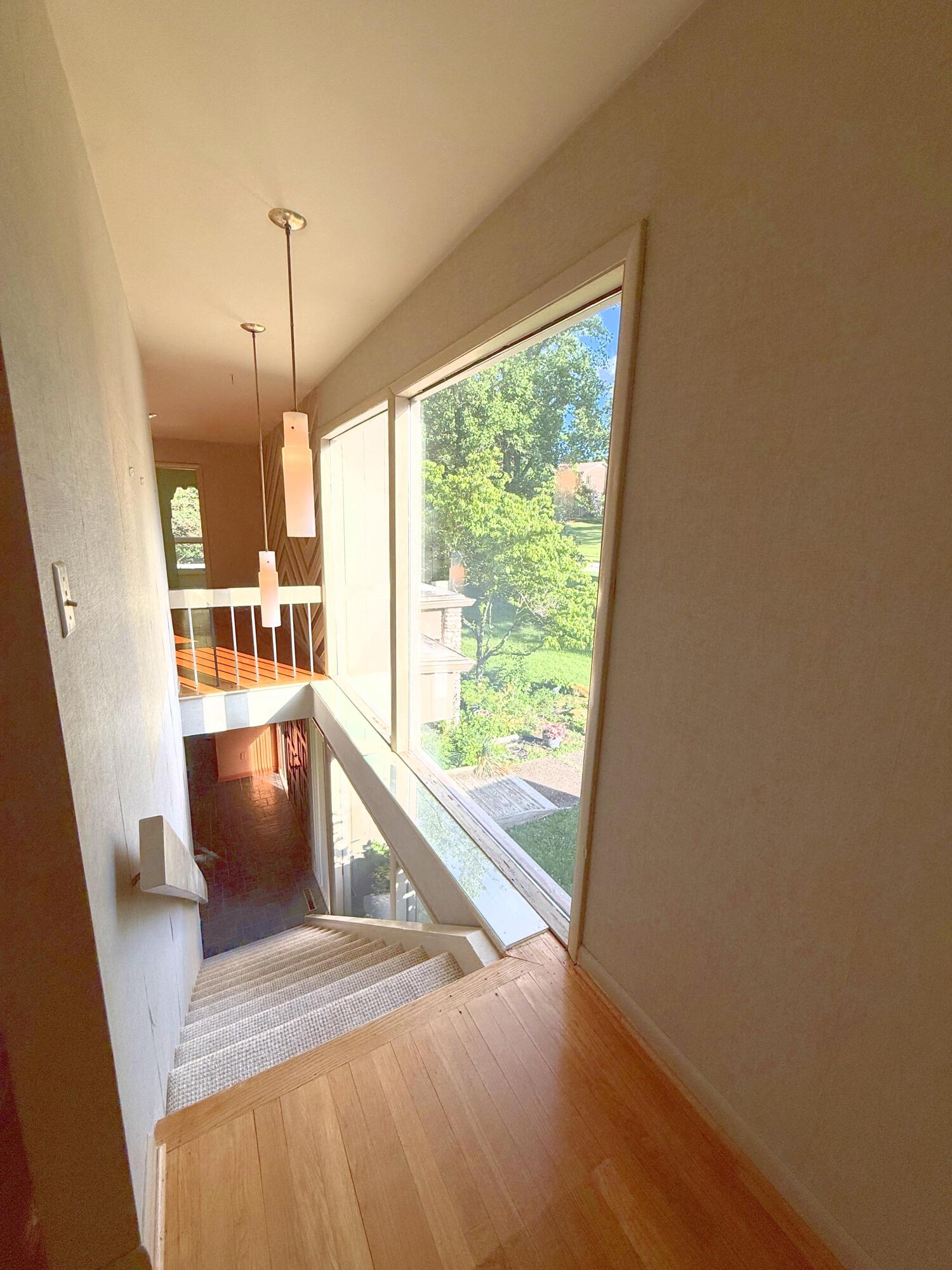 2049 Lakeside Drive Property Photo 27