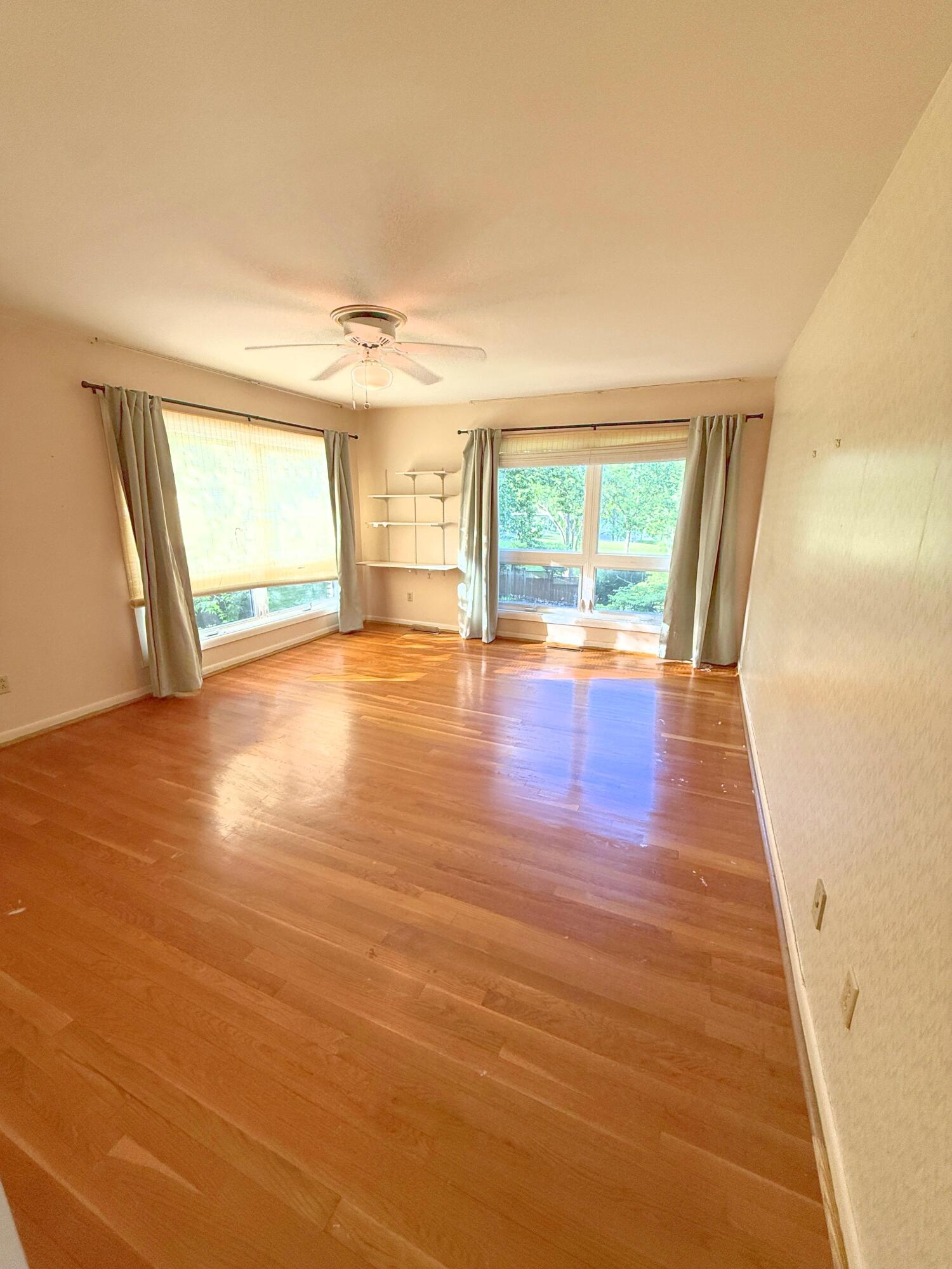 2049 Lakeside Drive Property Photo 29
