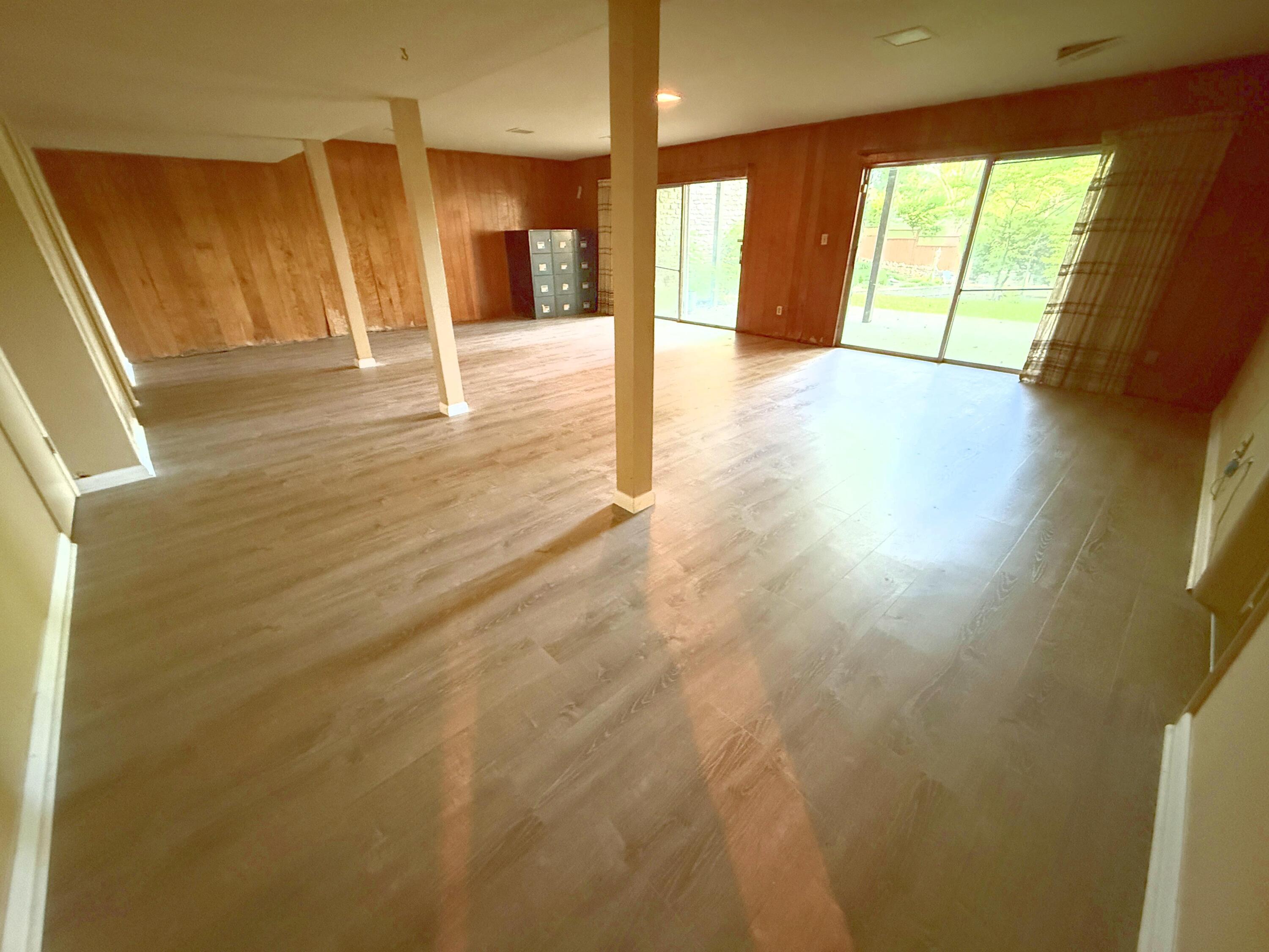 2049 Lakeside Drive Property Photo 43