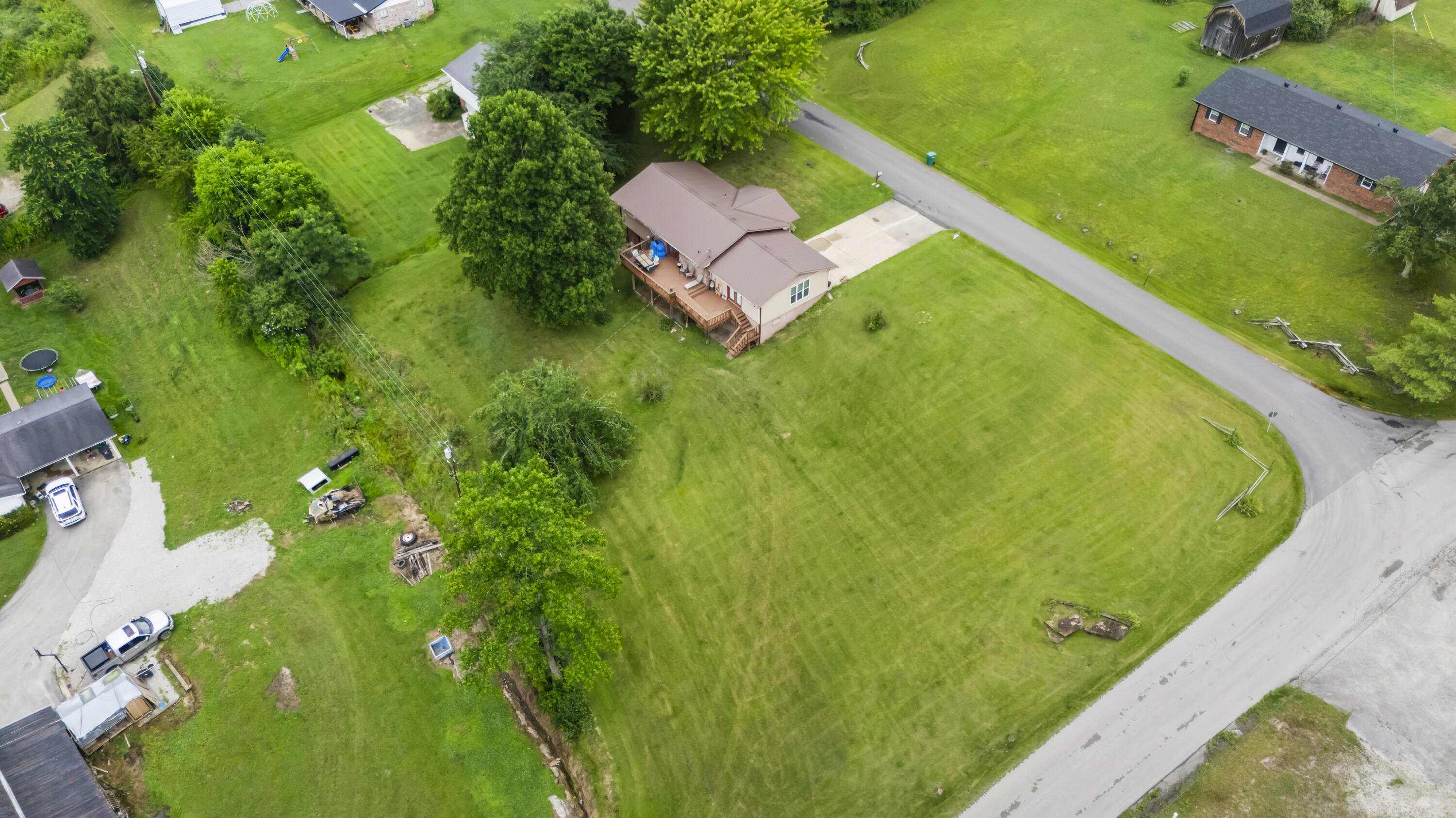 27 Poplar Lane Property Photo 9