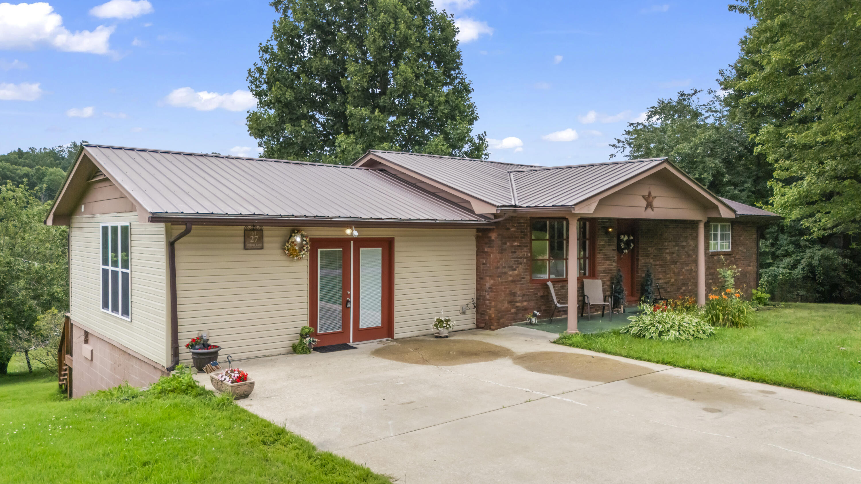 27 Poplar Lane Property Photo 10