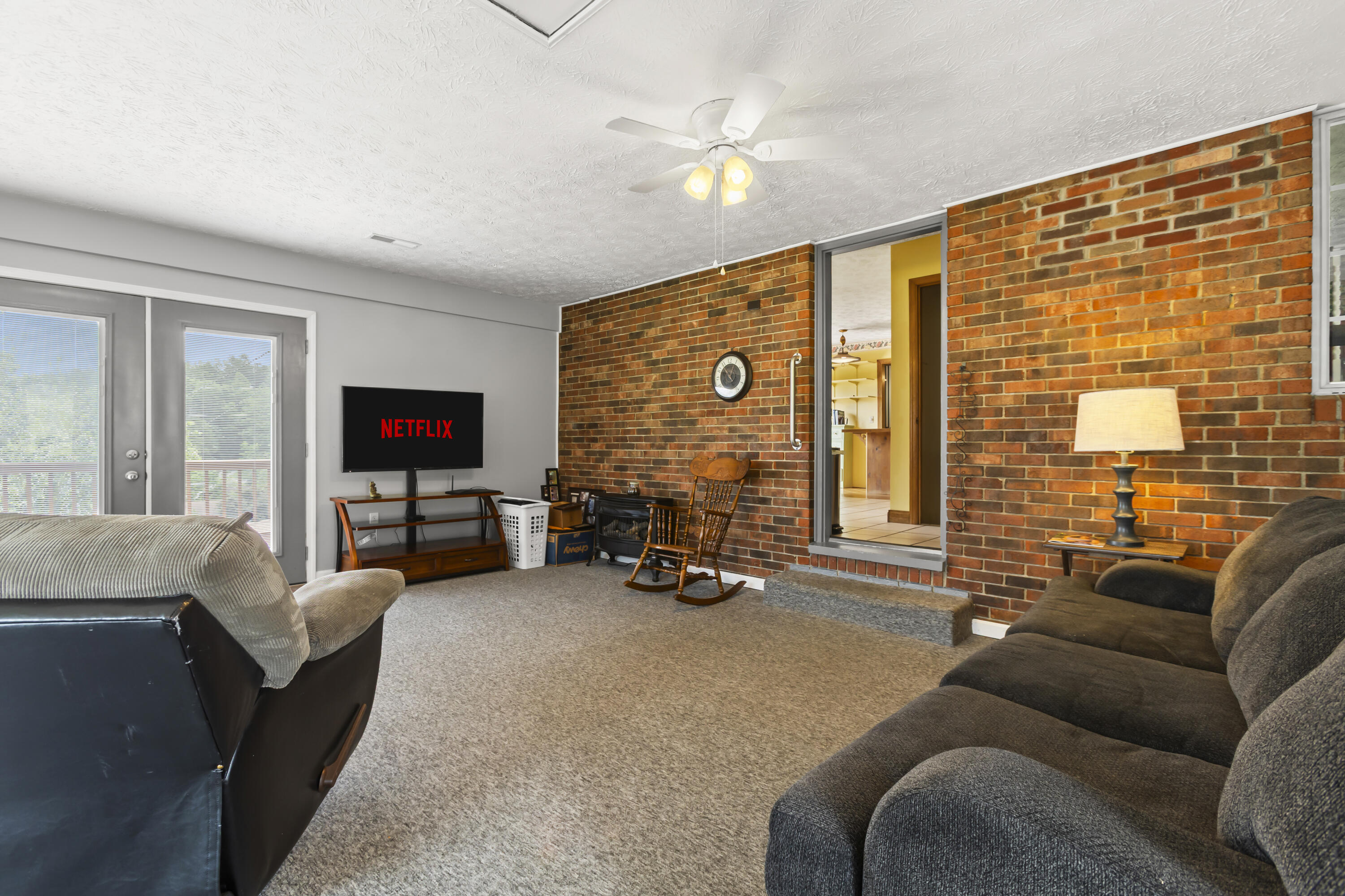 27 Poplar Lane Property Photo 13