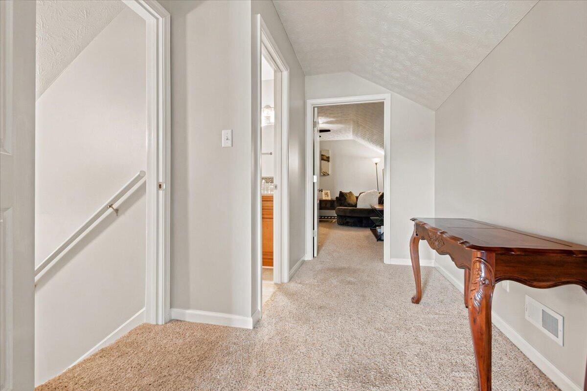 87 Blair Park Property Photo 21