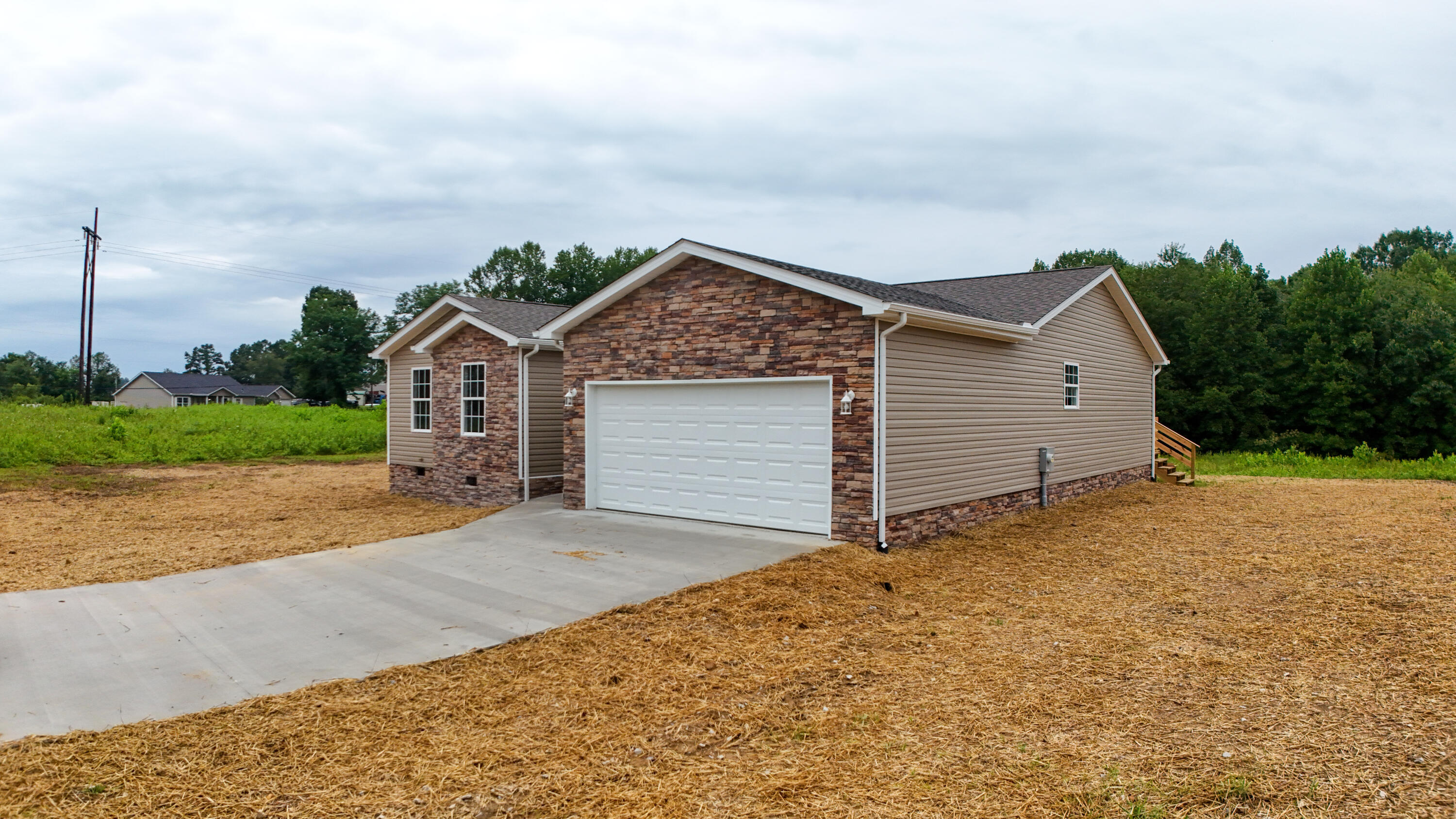140 Devils Neck Road Property Photo 3