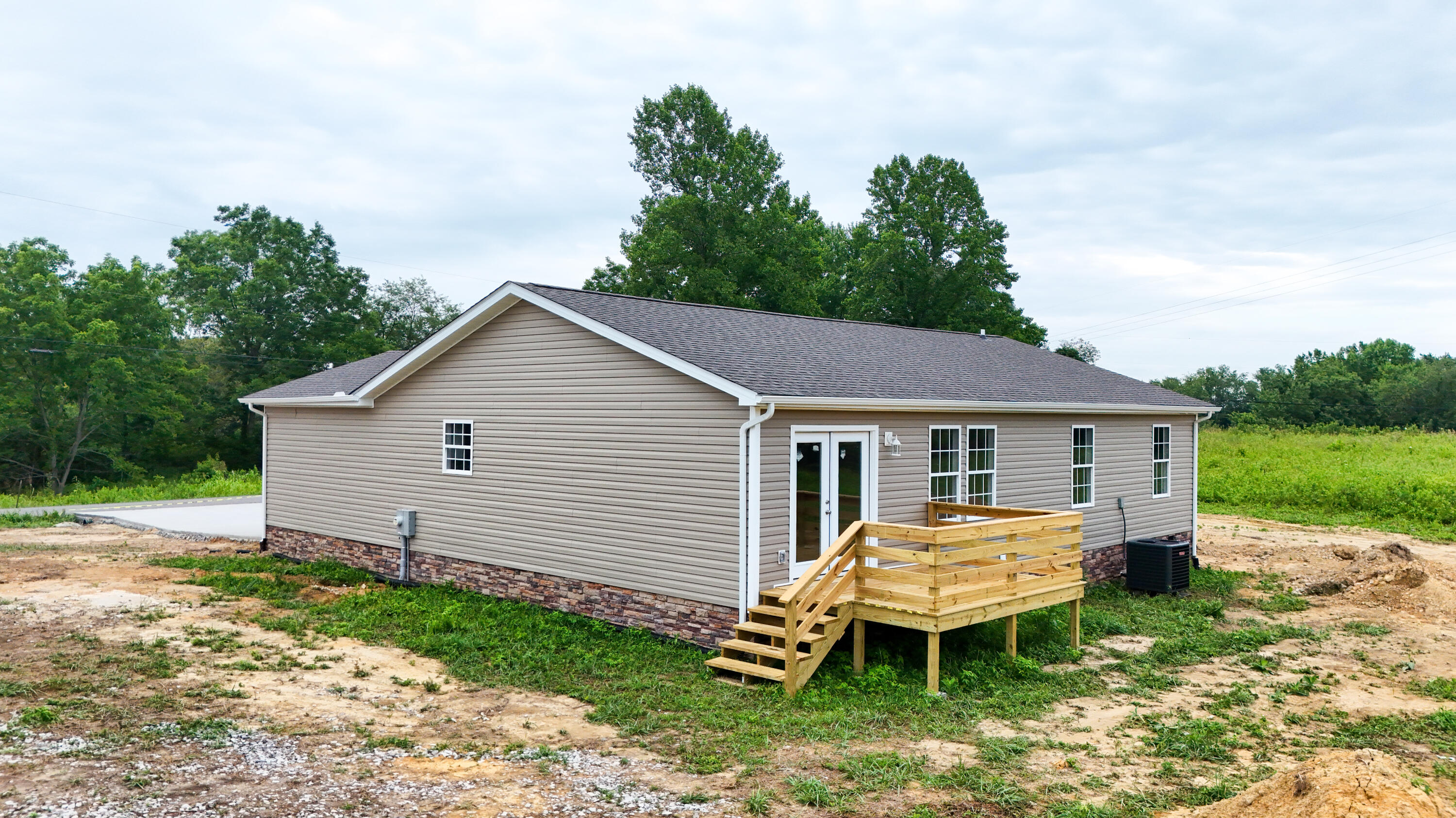 140 Devils Neck Road Property Photo 5