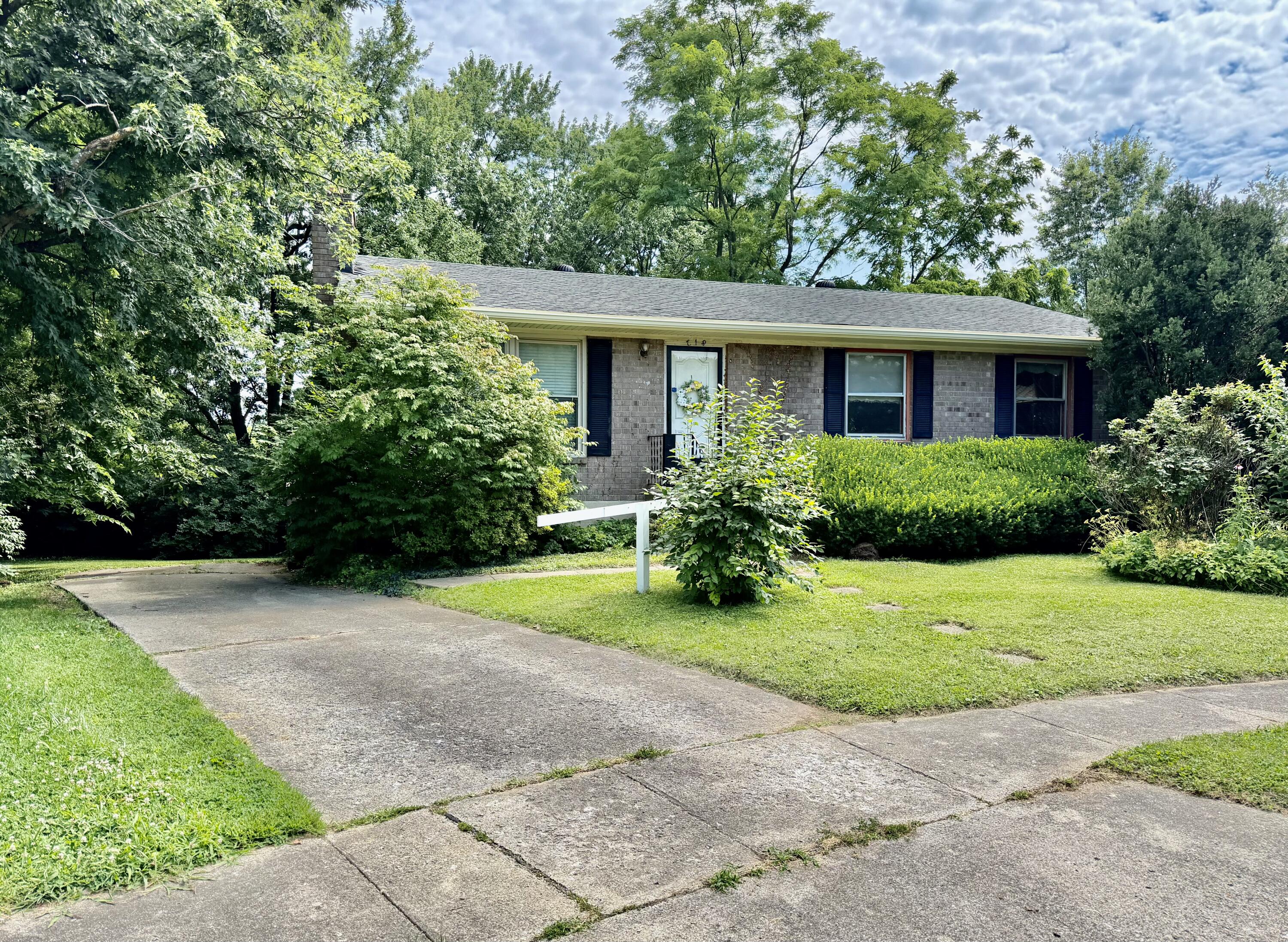 218 Independence Court Property Photo 1