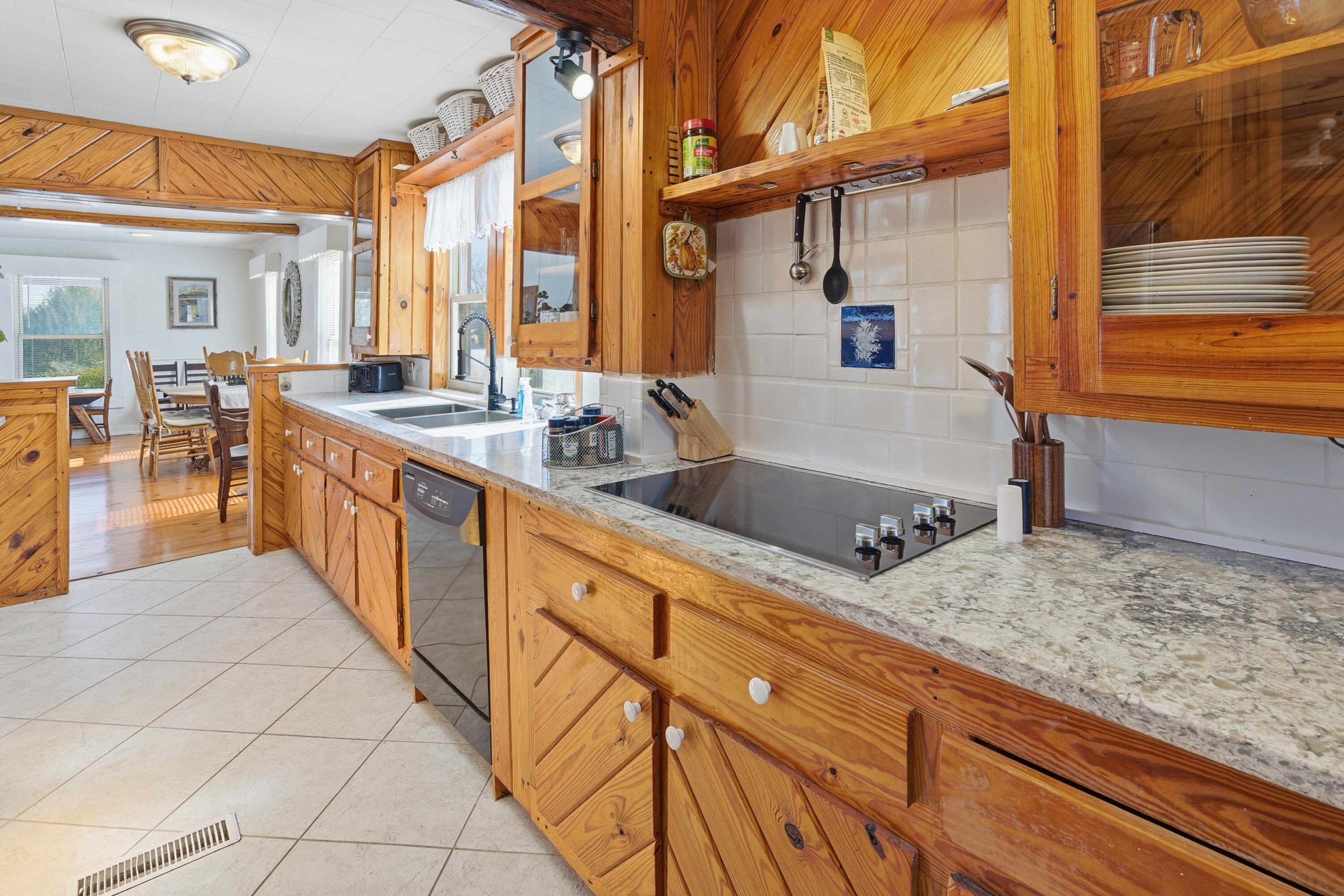 6672 Moors Camp Highway Property Photo 11
