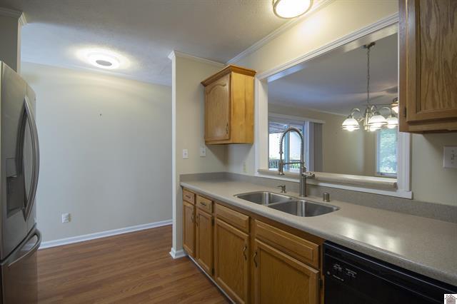 5073 Hill Terrace Property Photo 9