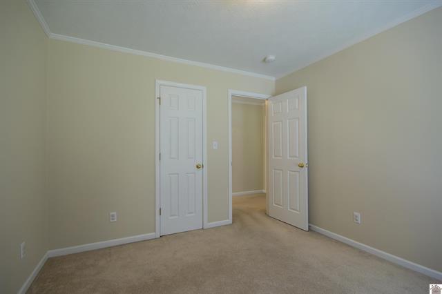 5073 Hill Terrace Property Photo 25
