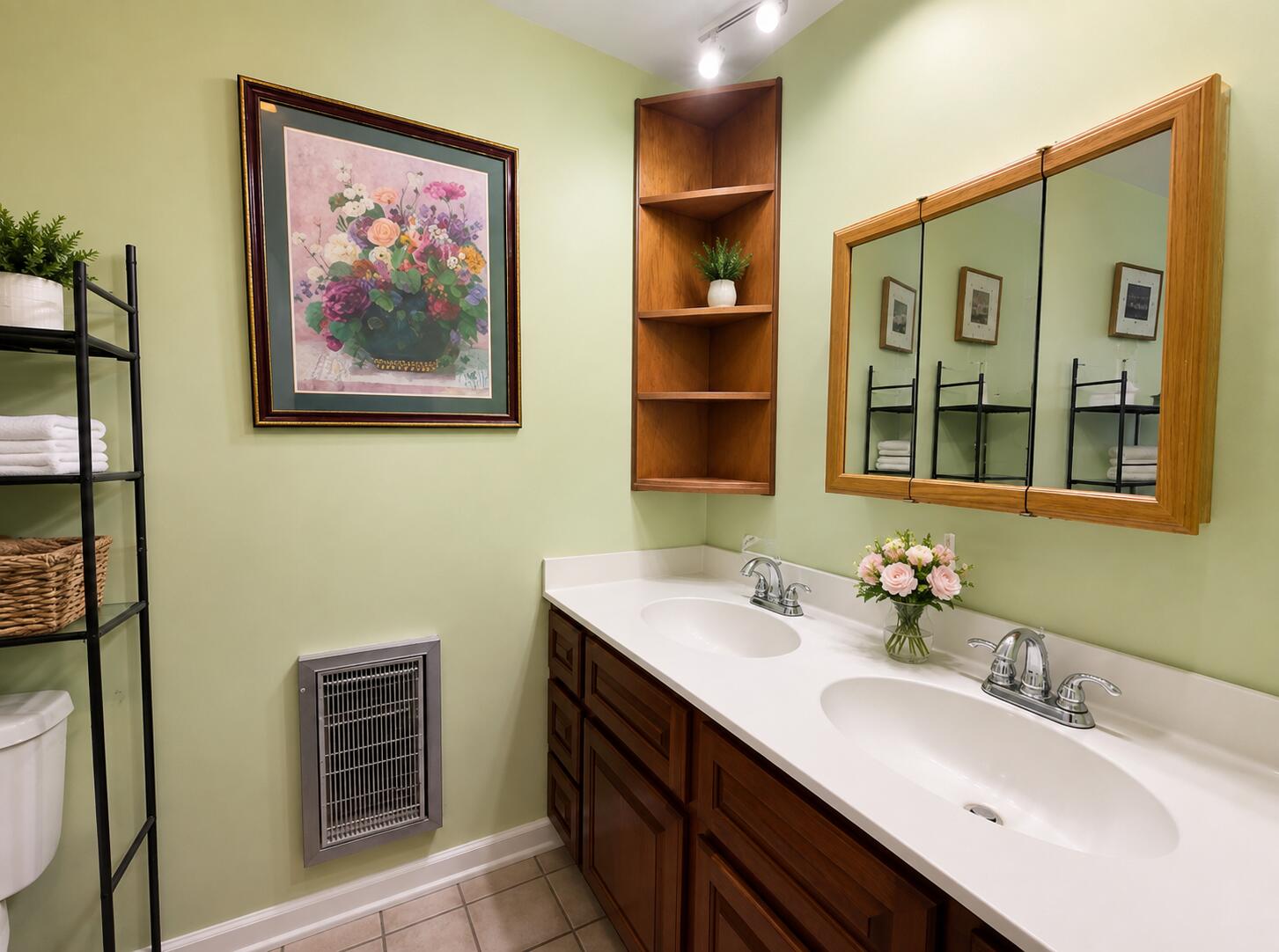 10 Joan Street Property Photo 14