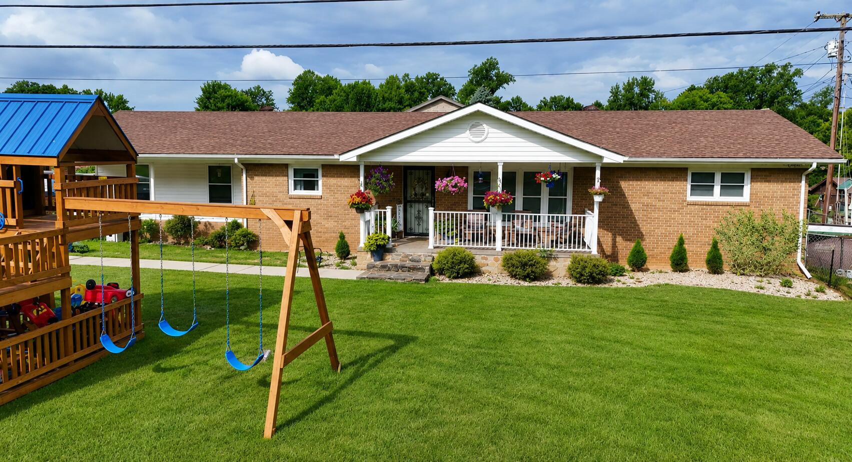 10 Joan Street Property Photo 22