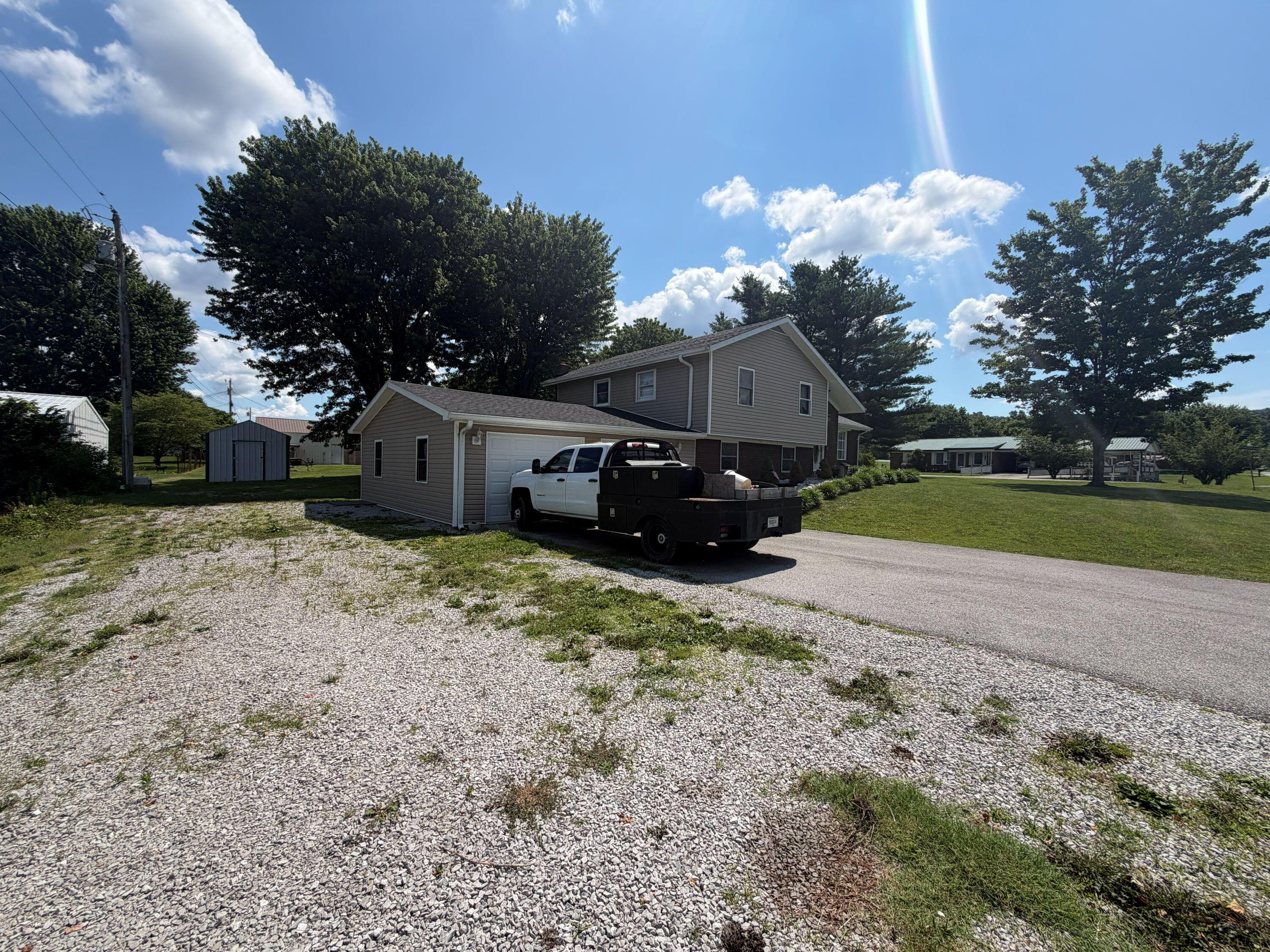 111 Guinn Drive Property Photo 6