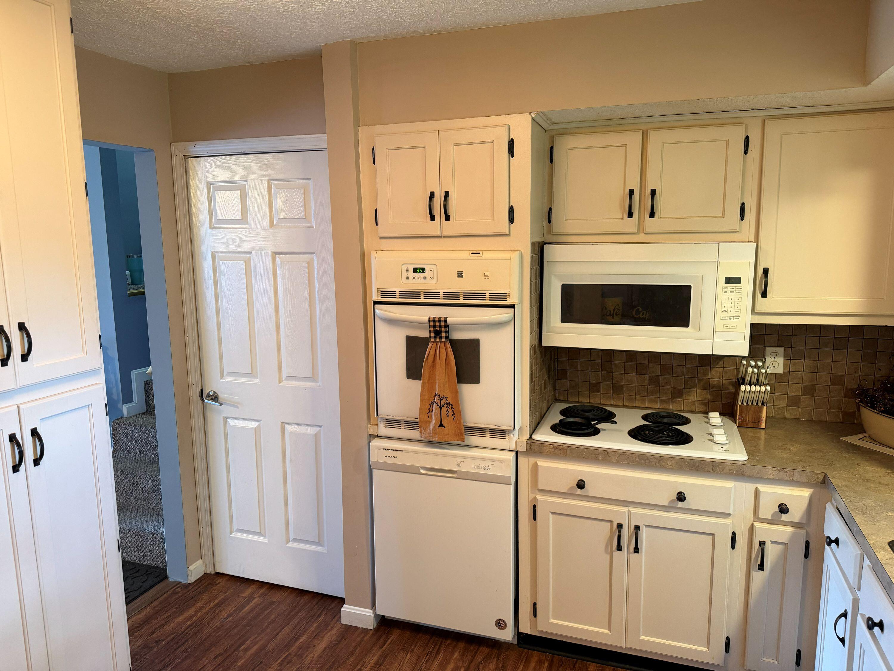111 Guinn Drive Property Photo 31
