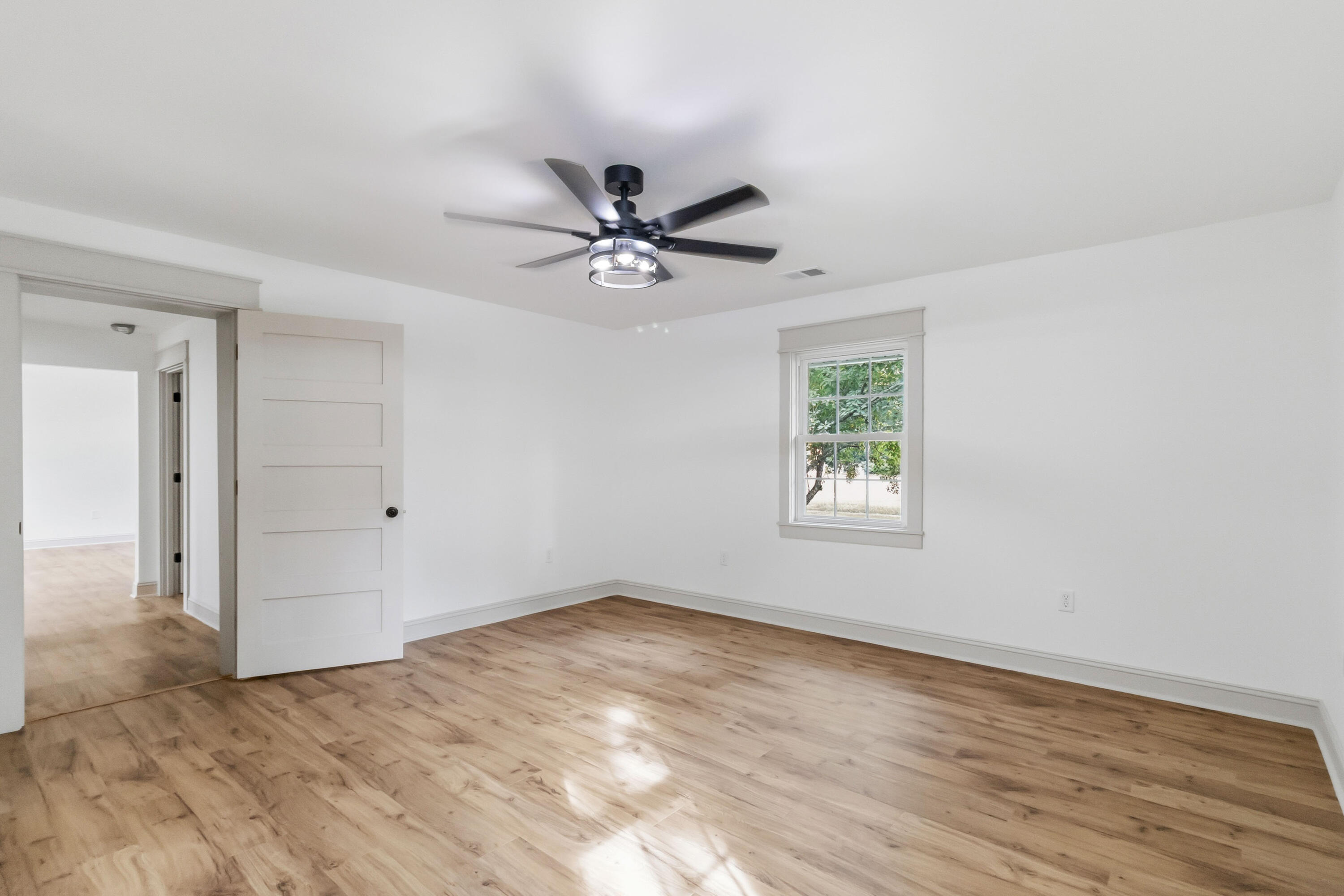 109 Elm Street Property Photo 23