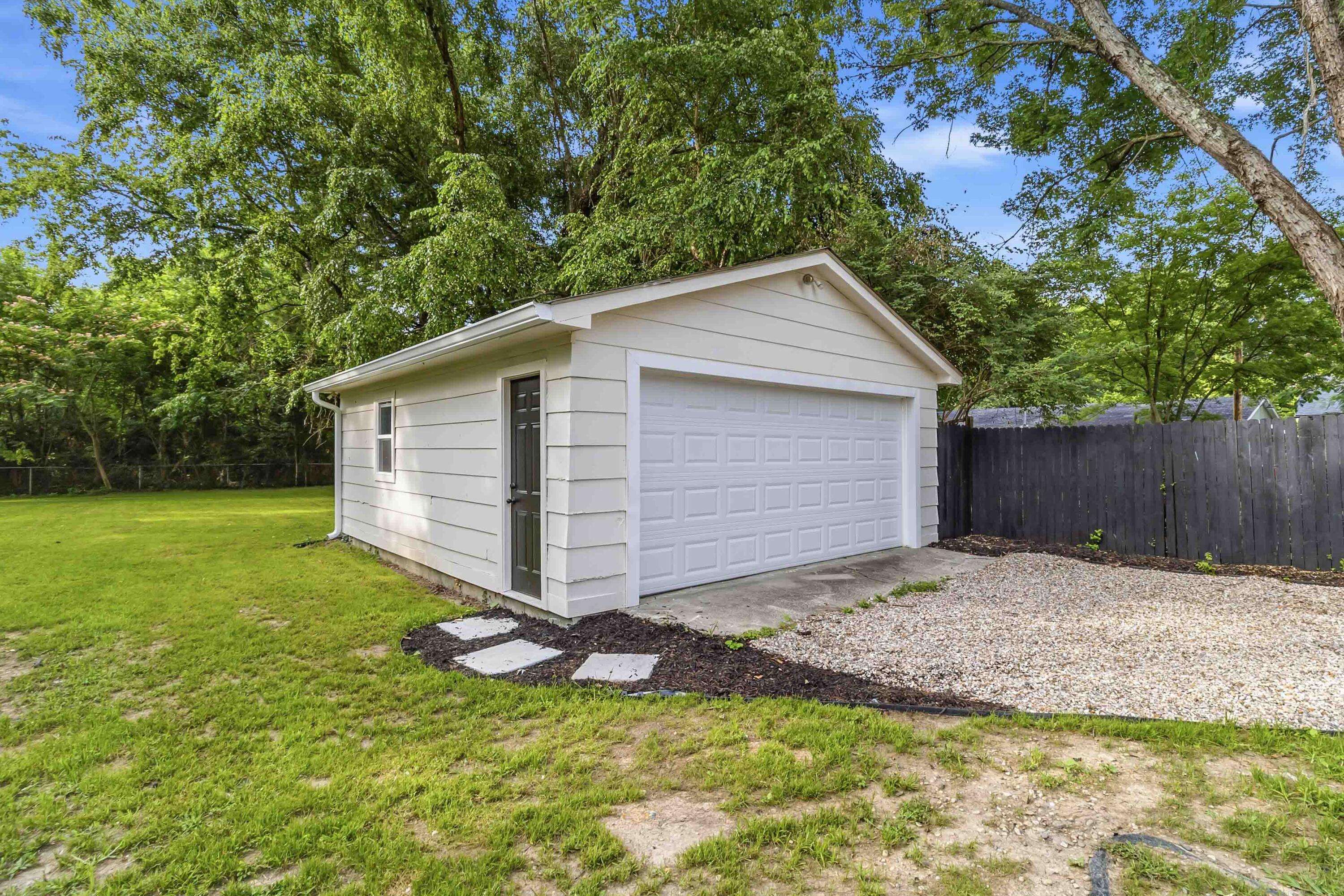 109 Elm Street Property Photo 29