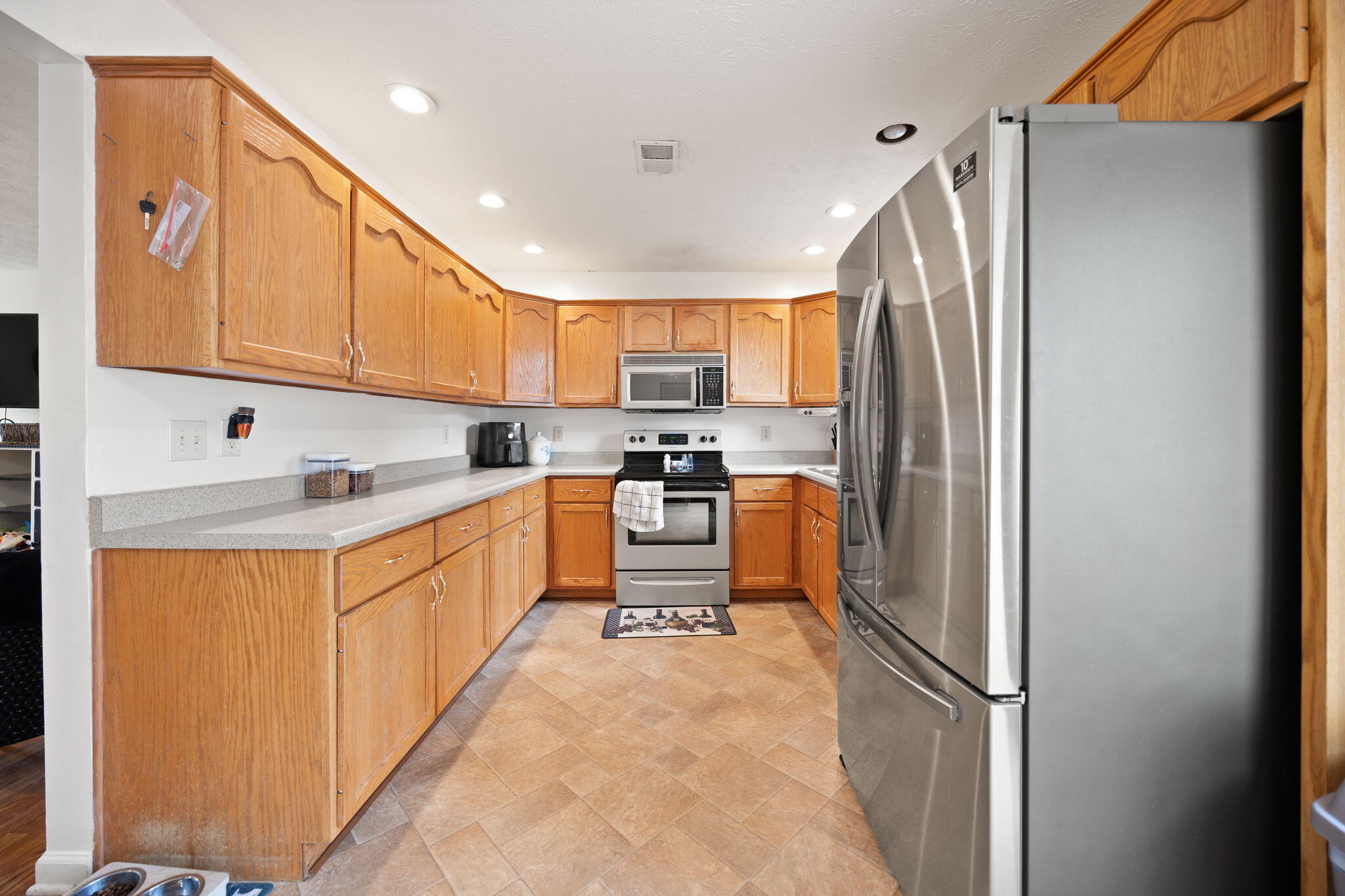 389 Park Lane Property Photo 22