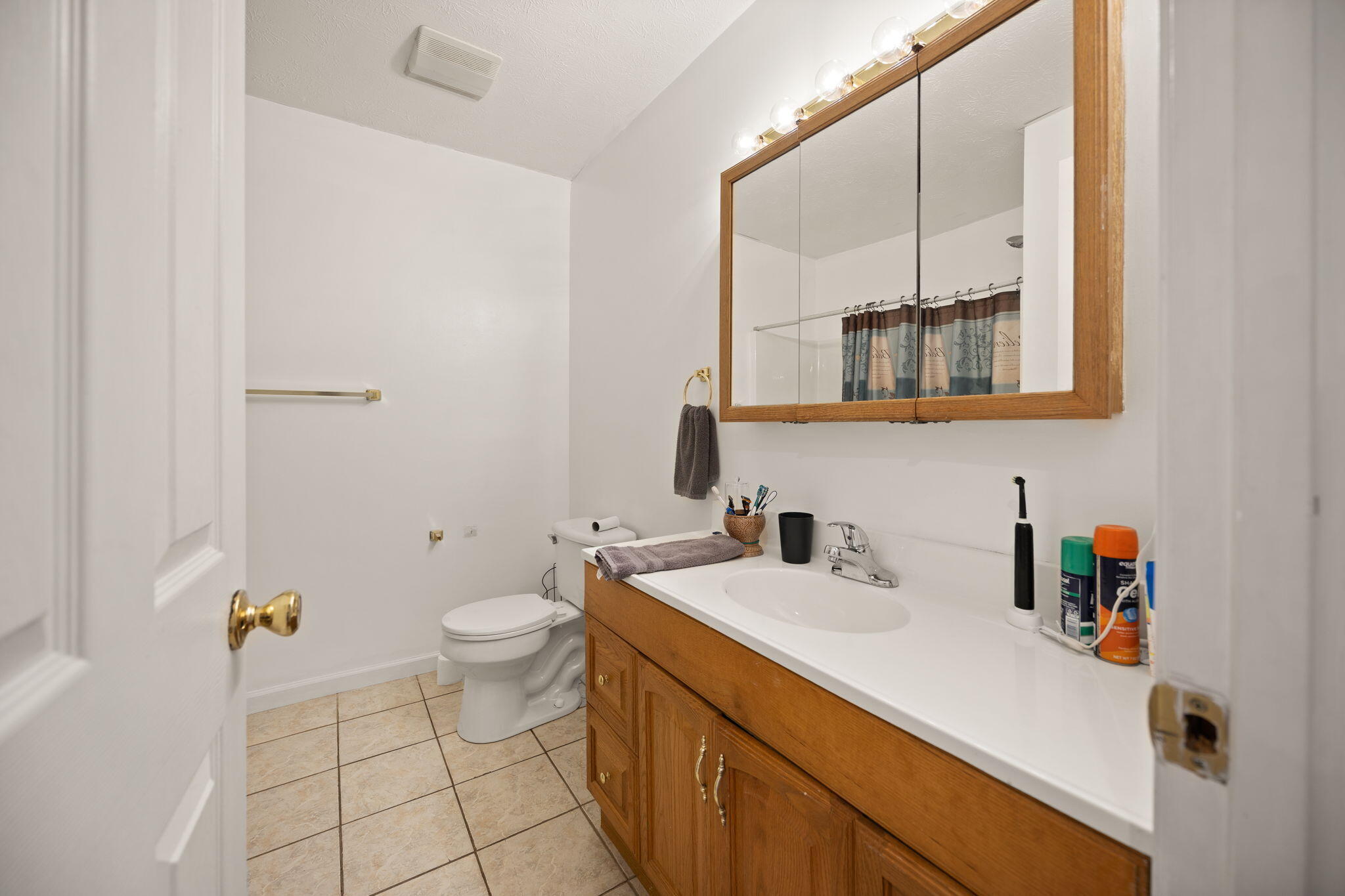 389 Park Lane Property Photo 33