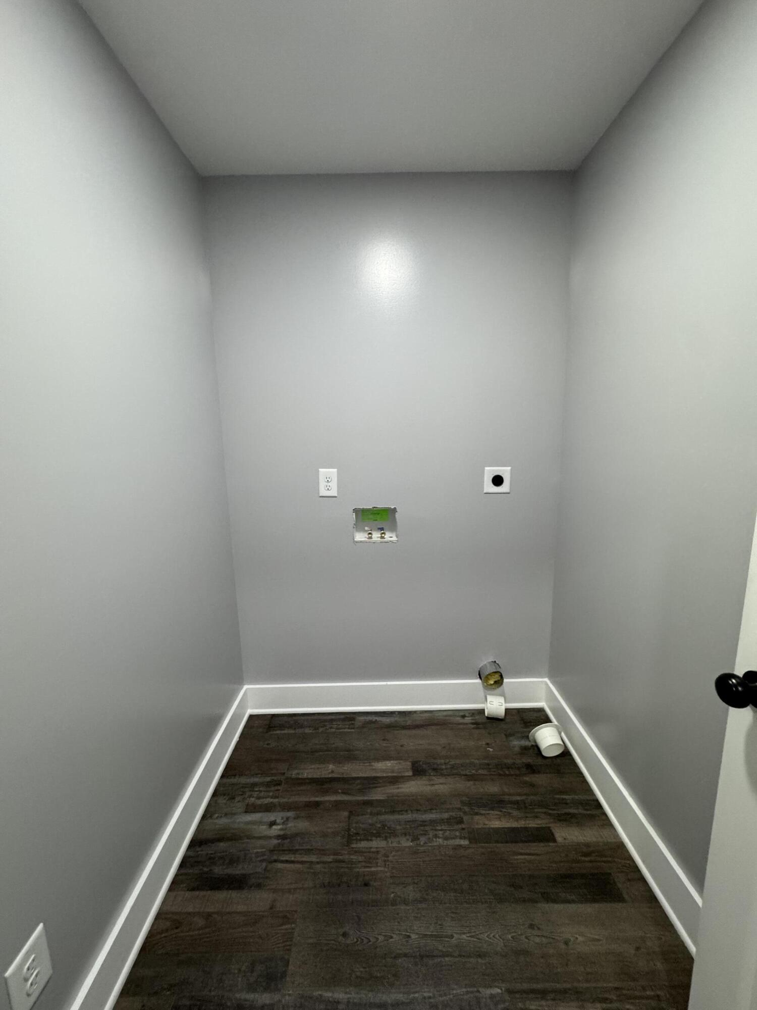 296 Hillview Drive Property Photo 18