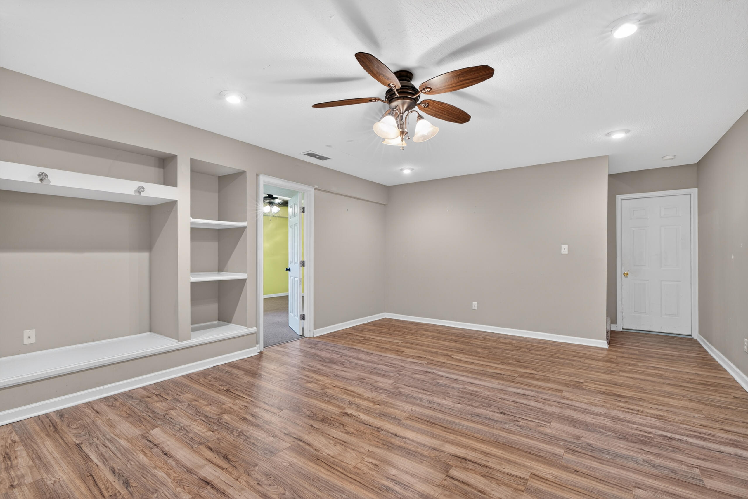 132 Braemar Drive Property Photo 33