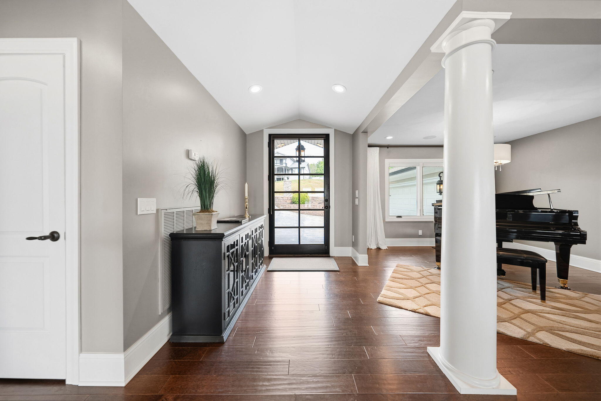 401 Pollard Circle Property Photo 7