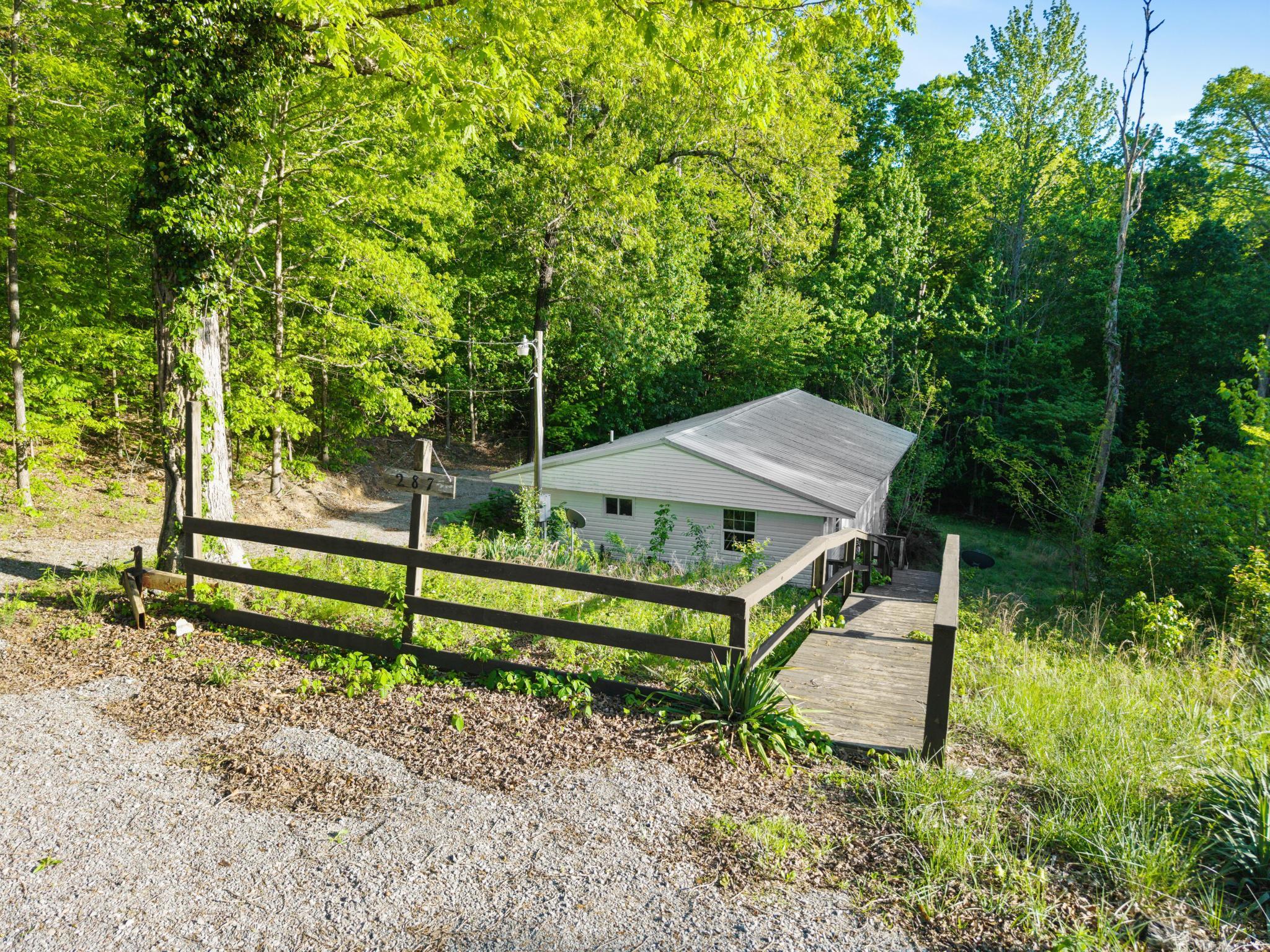287 Dustin Road Property Photo 5