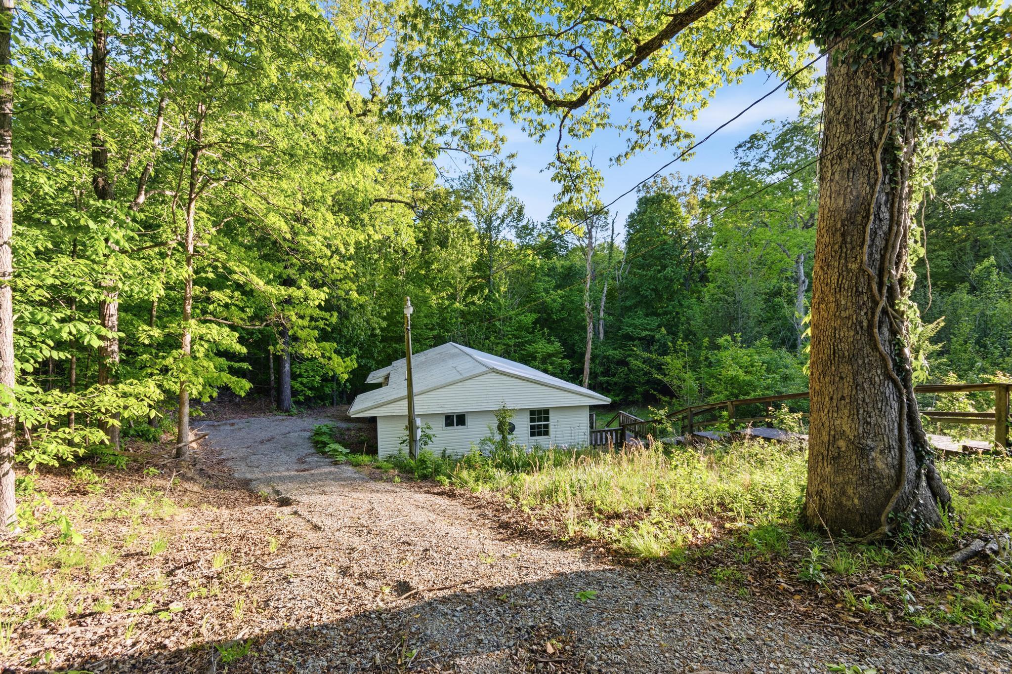 287 Dustin Road Property Photo 21